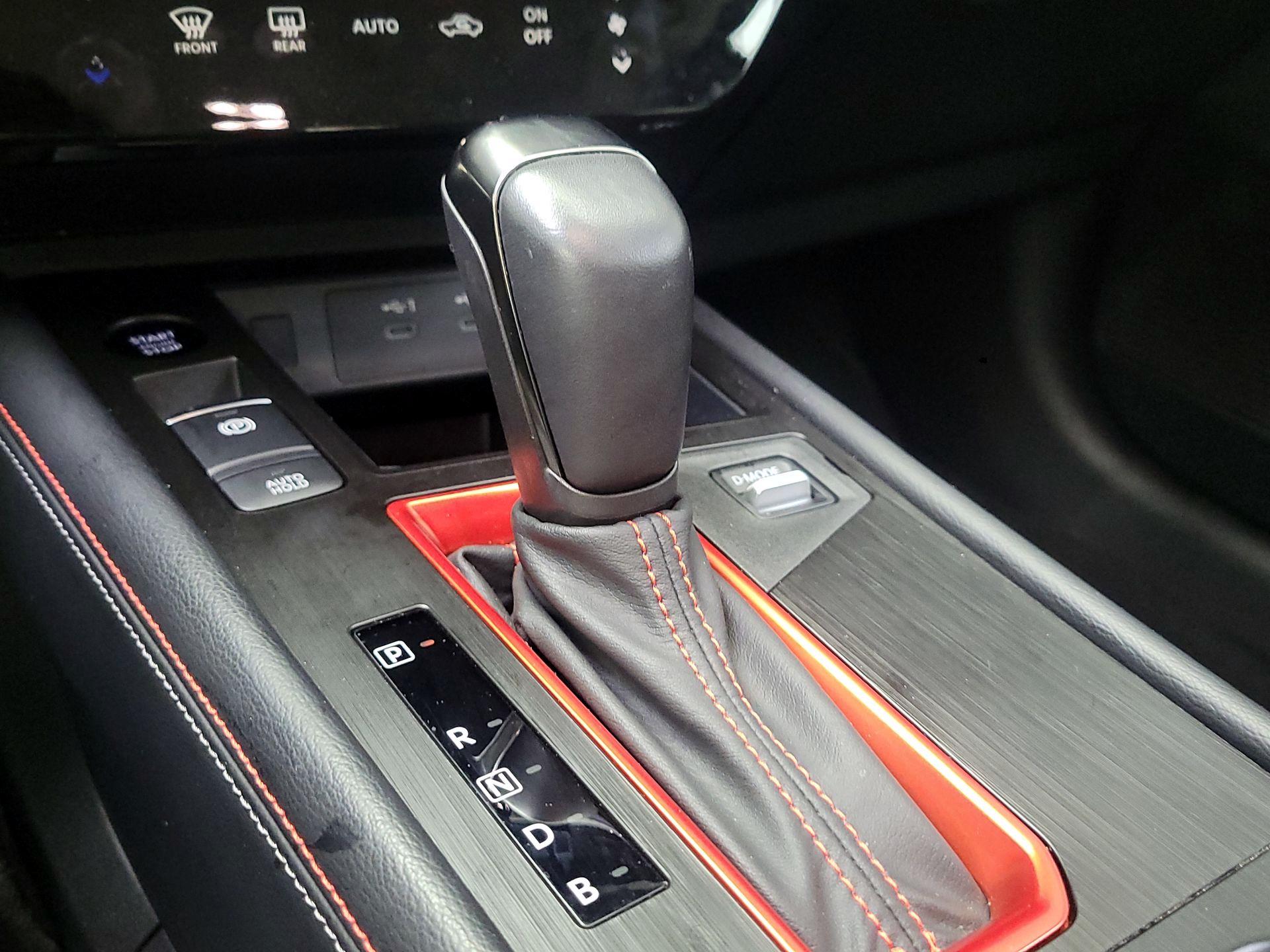 Thumbnail: 2025 Nissan Kicks - 17