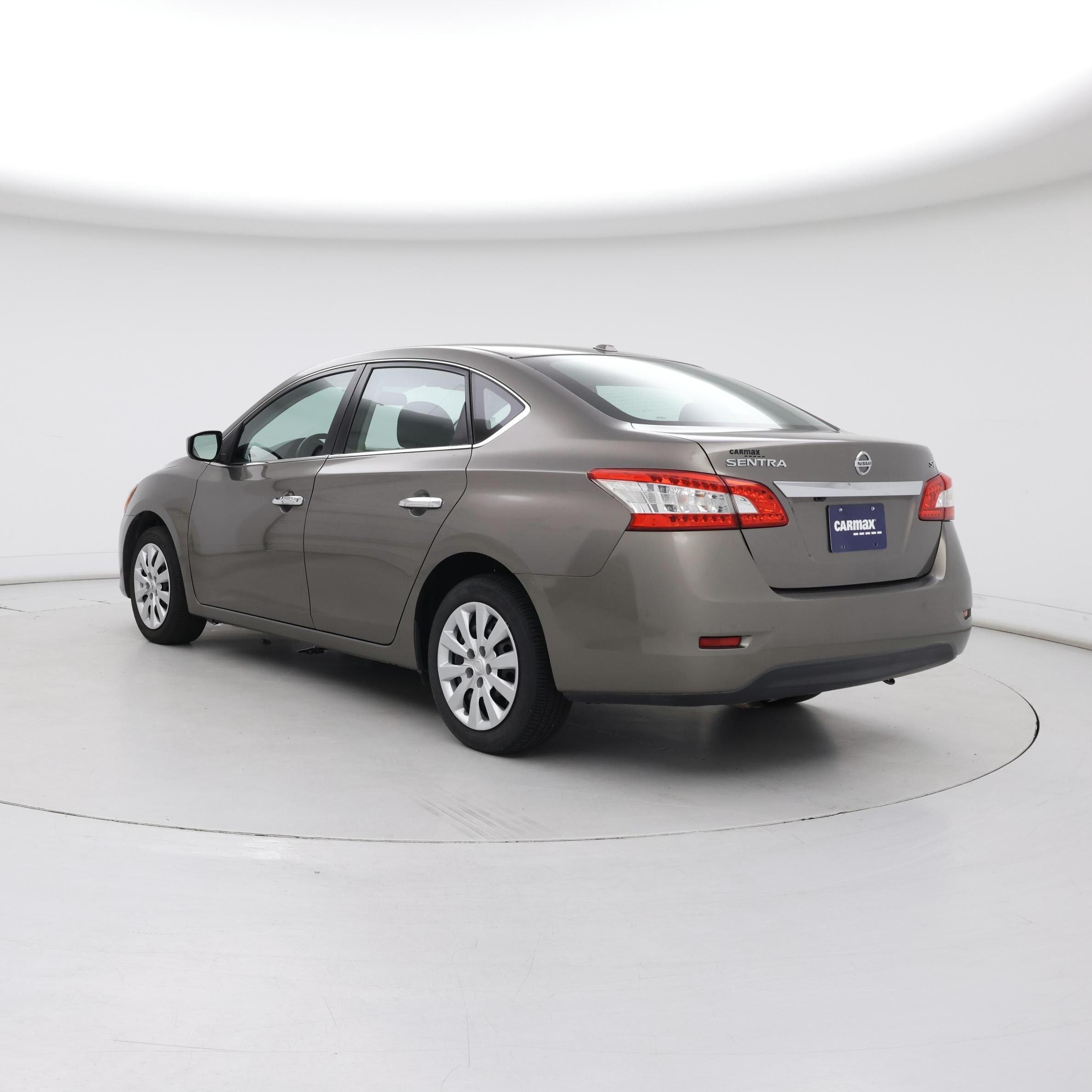Thumbnail: 2015 Nissan Sentra - 2