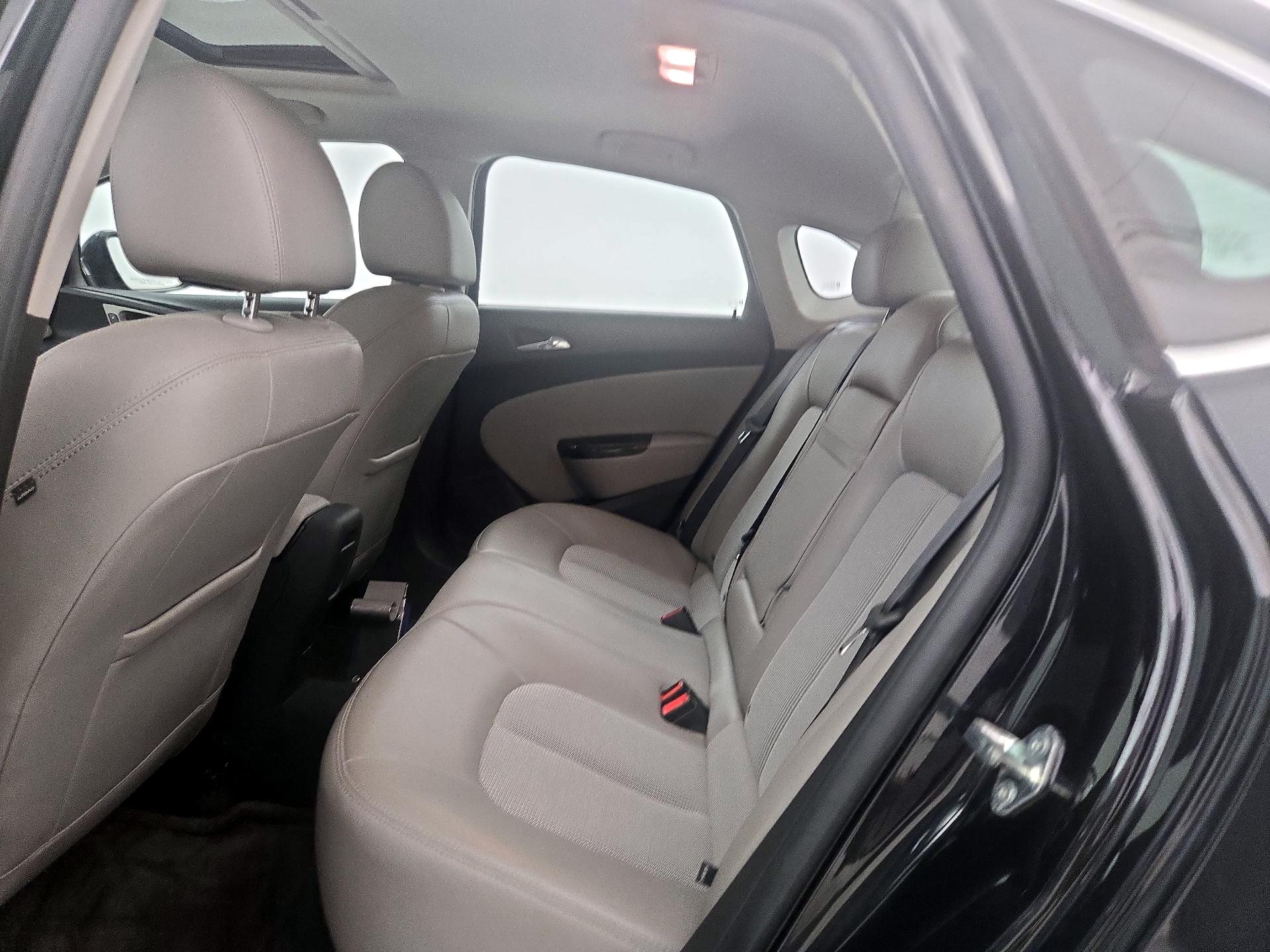 Thumbnail: 2015 Buick Verano - 20