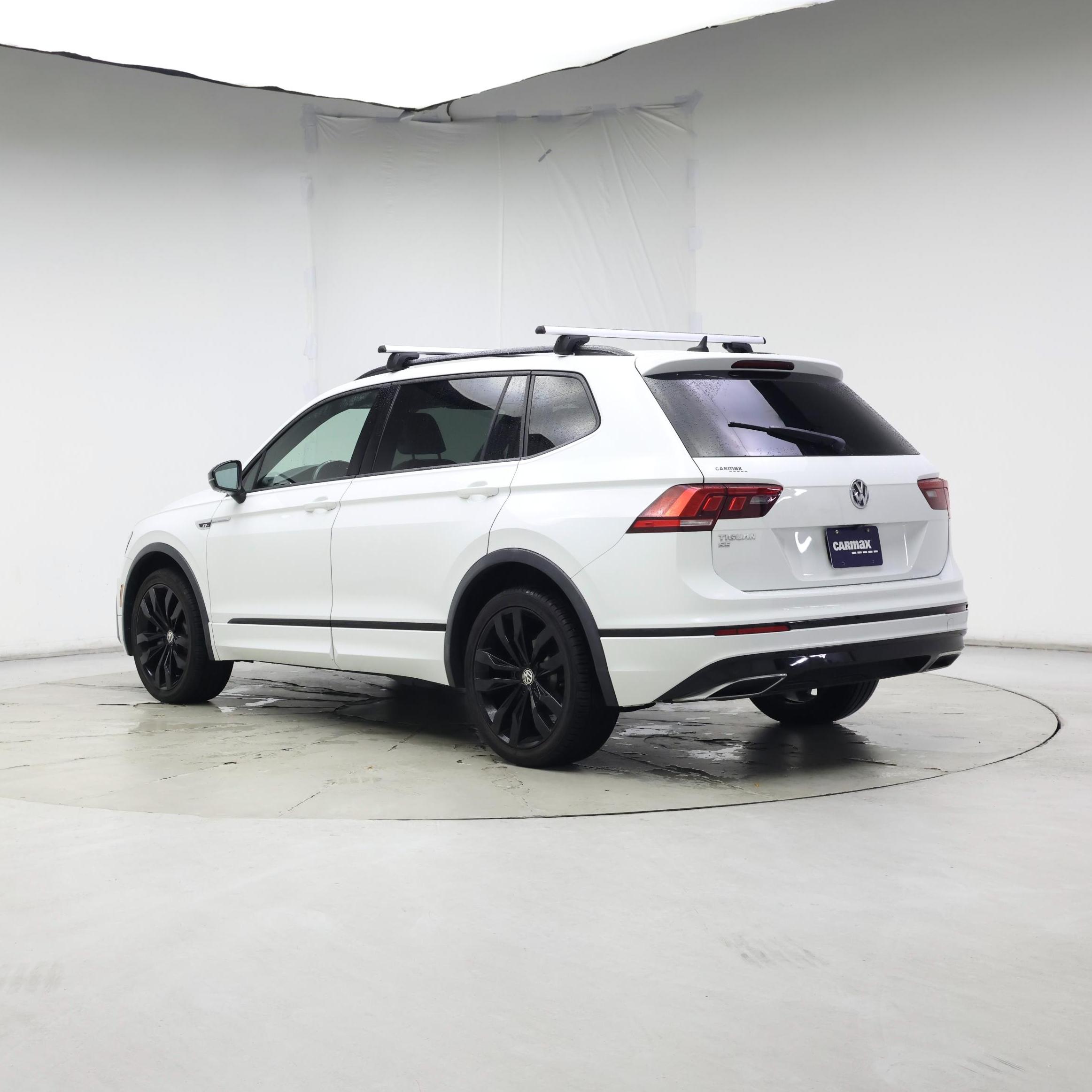 Thumbnail: 2021 Volkswagen Tiguan - 2