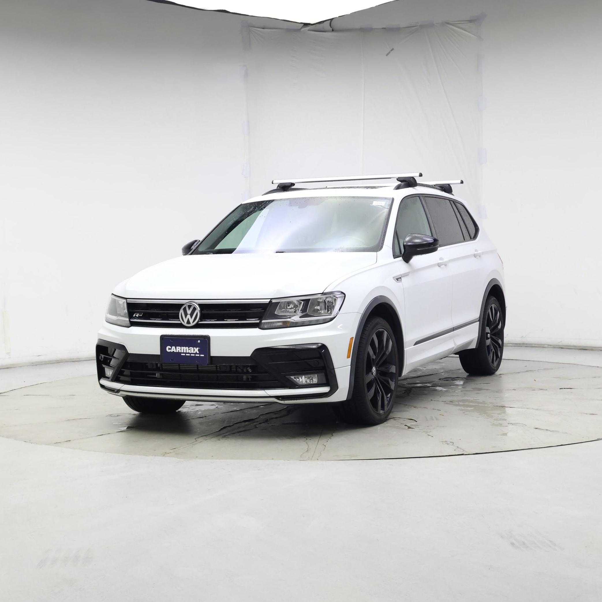 Thumbnail: 2021 Volkswagen Tiguan - 4