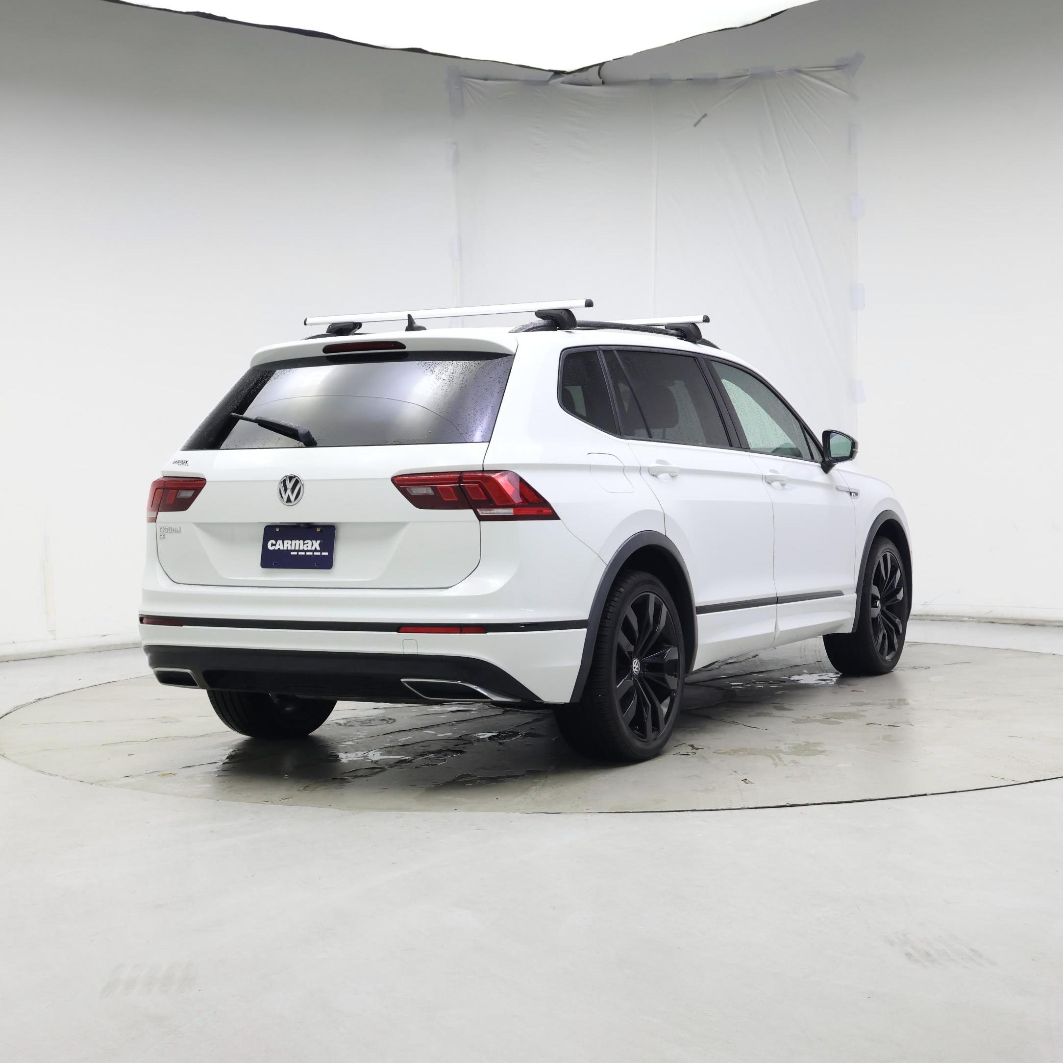 Thumbnail: 2021 Volkswagen Tiguan - 8
