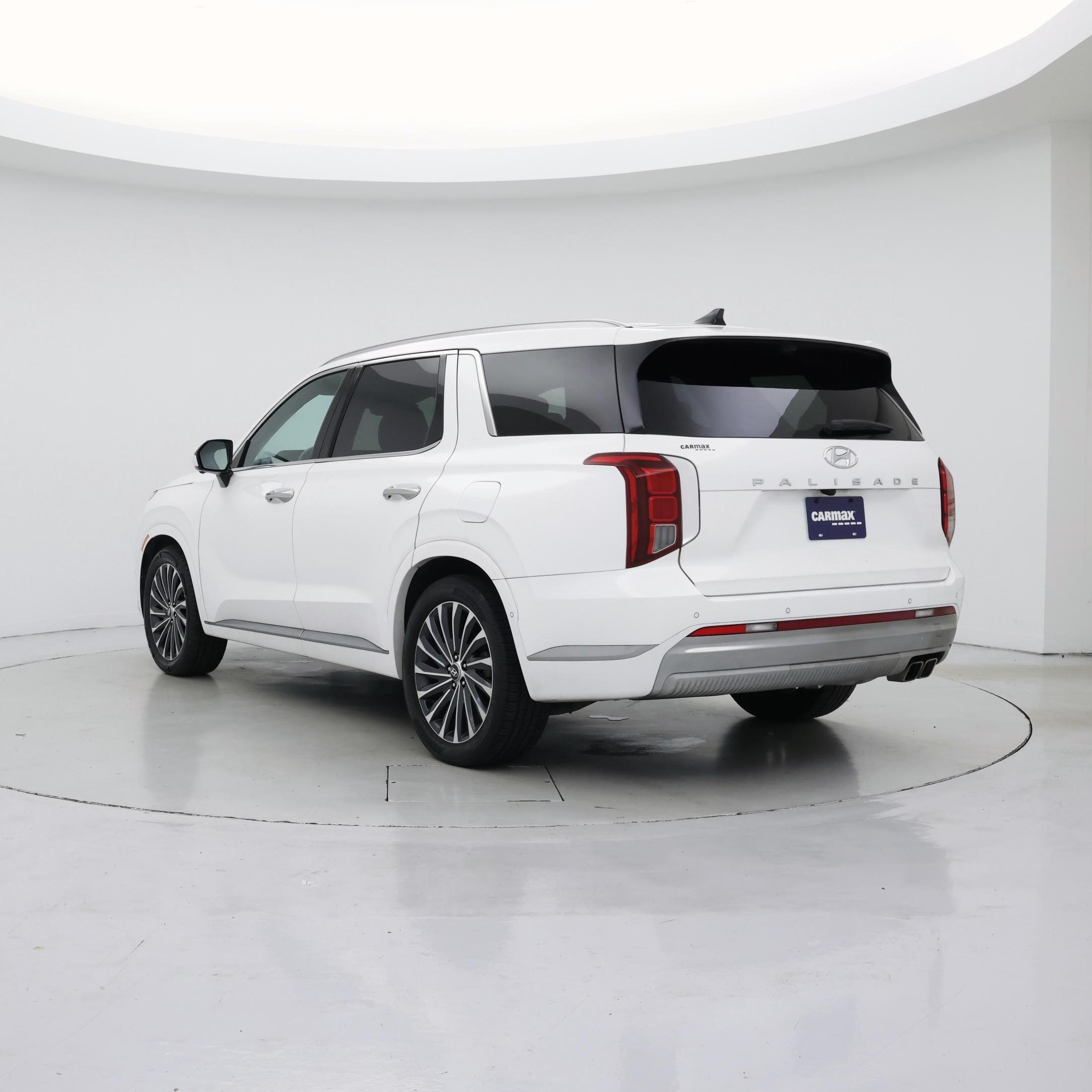 Thumbnail: 2023 Hyundai Palisade - 2