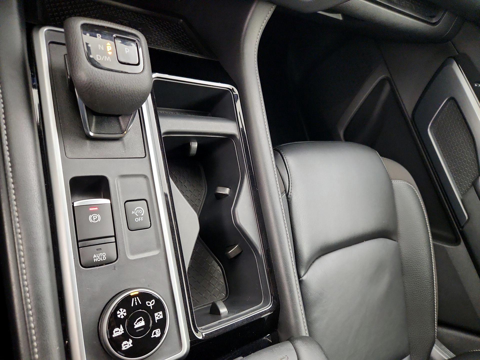 Thumbnail: 2024 Nissan Pathfinder - 18