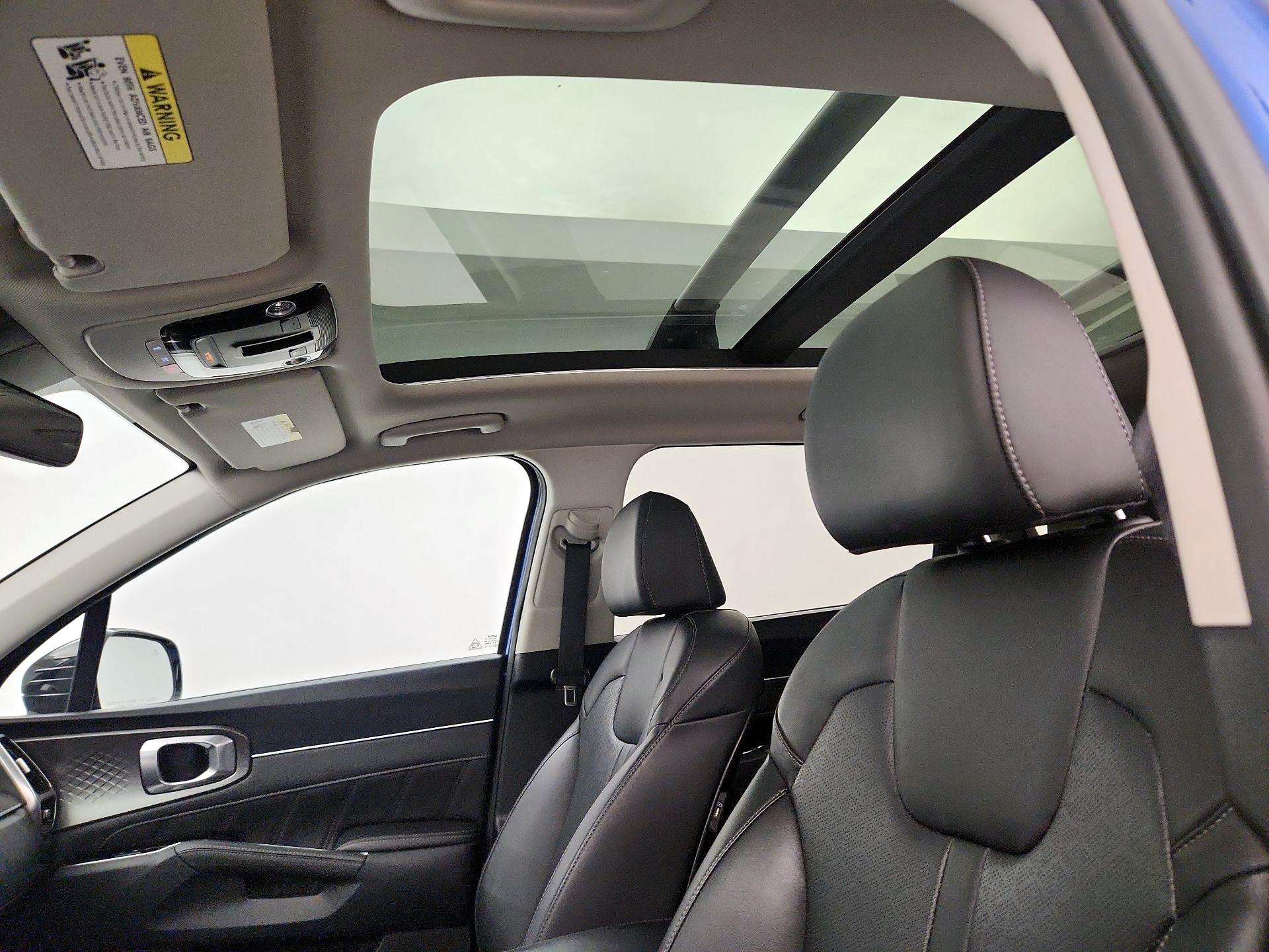 Thumbnail: 2023 Kia Sorento - 20