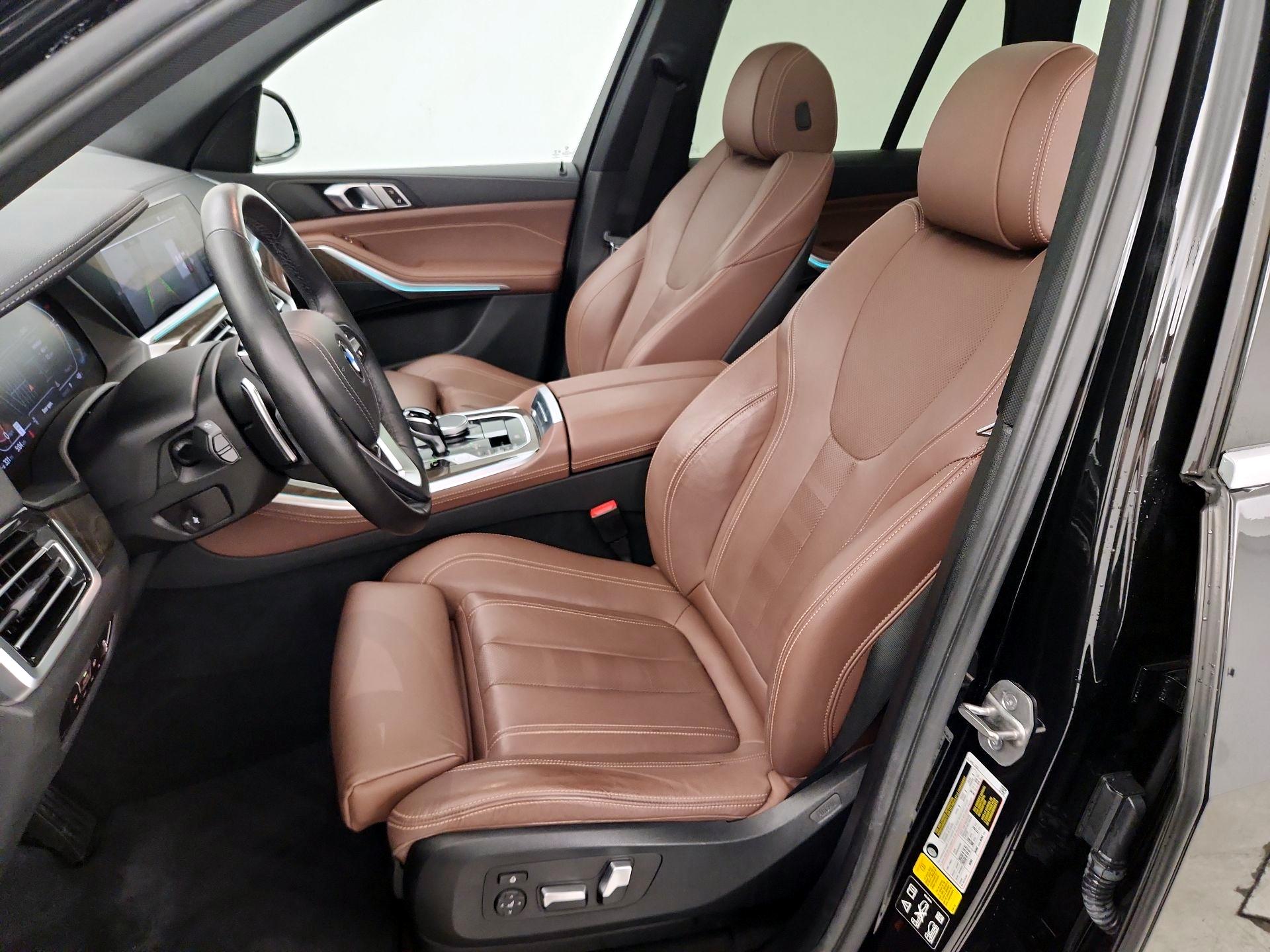 Thumbnail: 2022 BMW X5 - 11