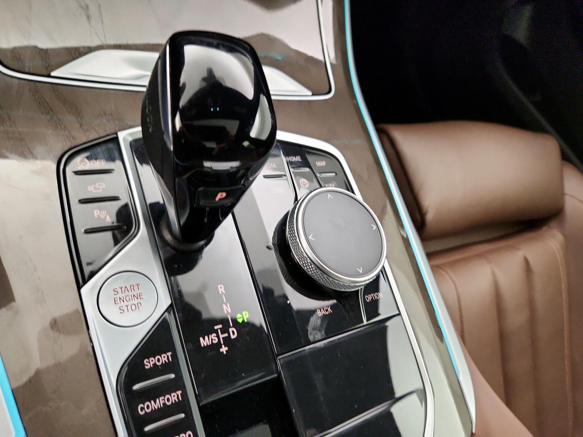 Thumbnail: 2022 BMW X5 - 18