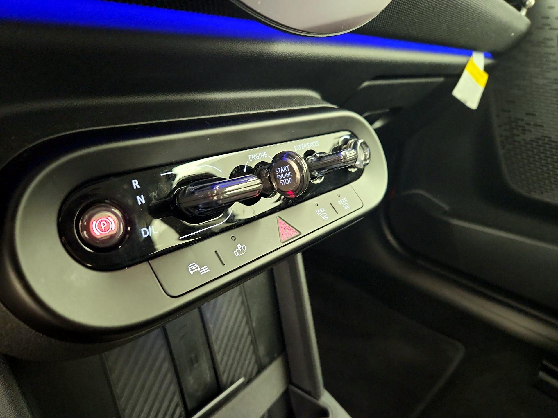 Thumbnail: 2025 MINI Cooper Hardtop - 16