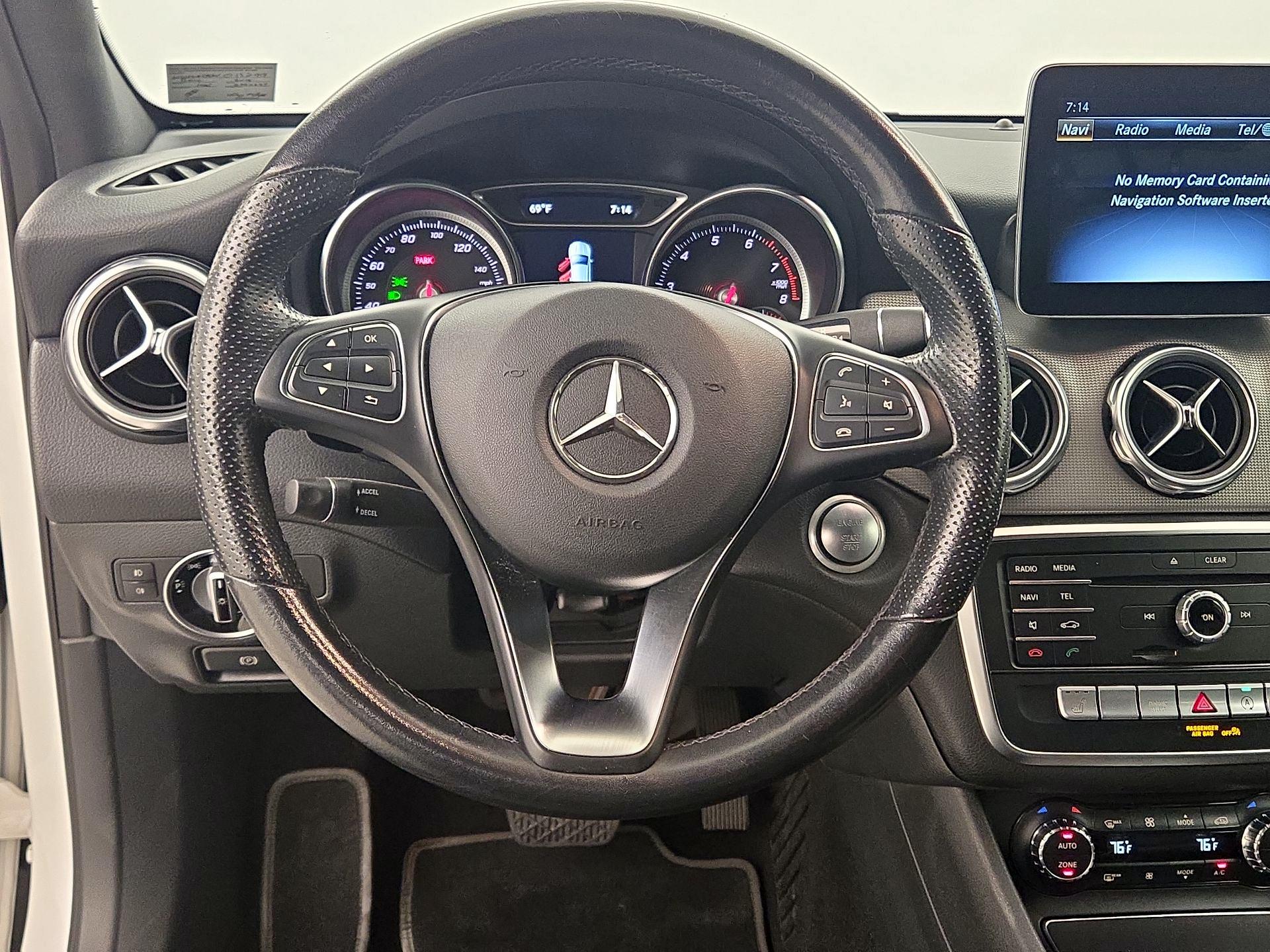 Thumbnail: 2019 Mercedes-Benz GLA - 10