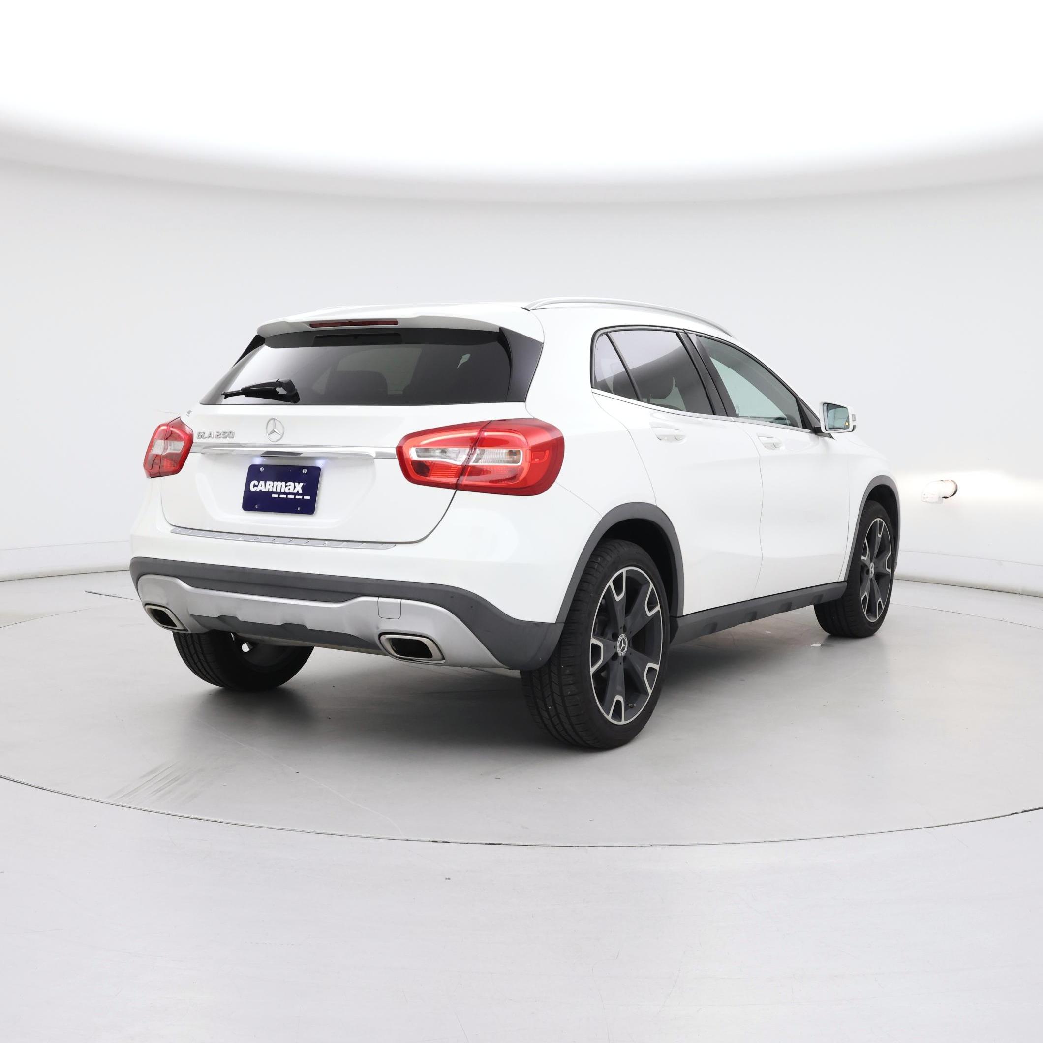 Thumbnail: 2019 Mercedes-Benz GLA - 8