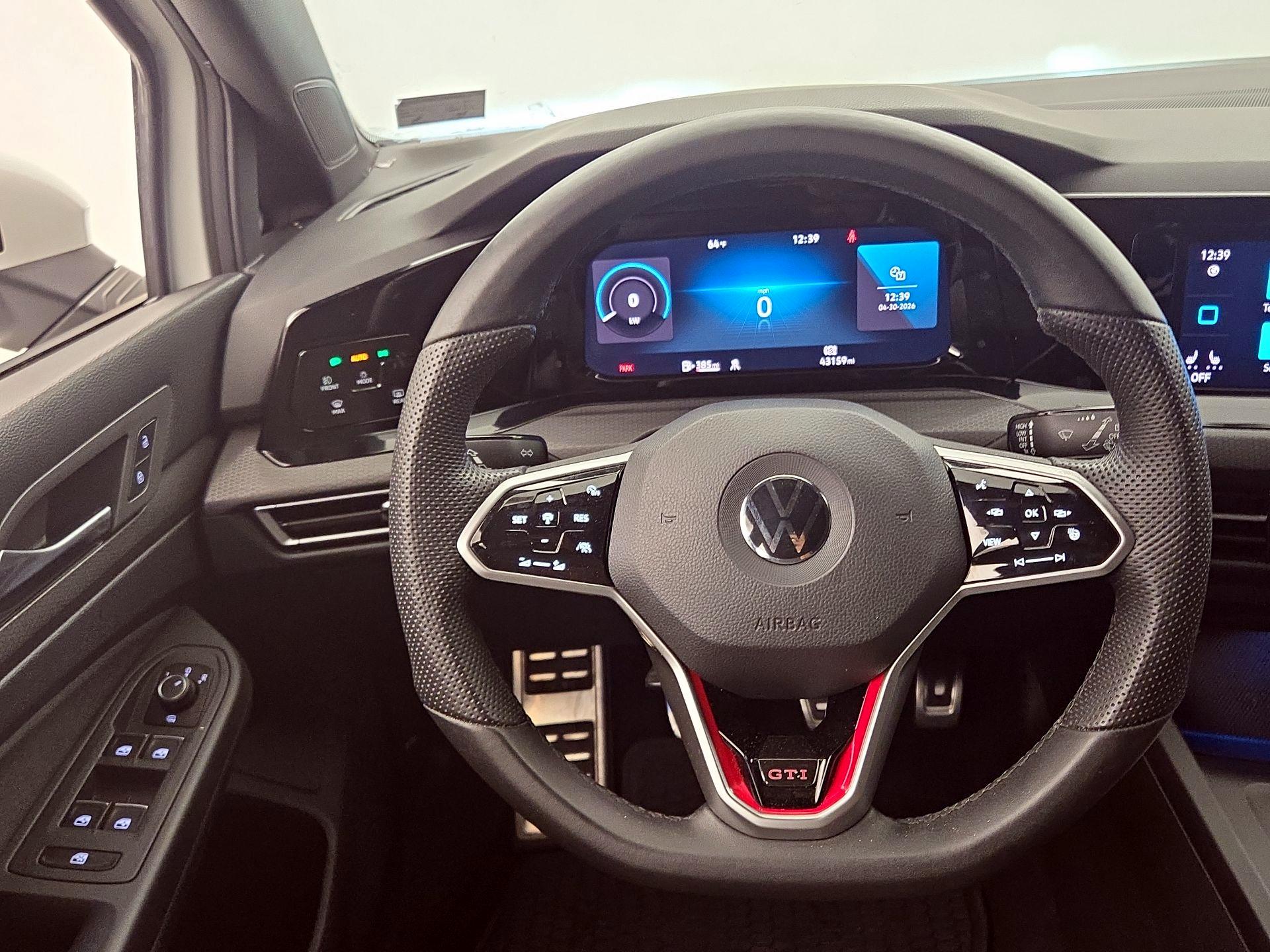Thumbnail: 2022 Volkswagen Golf - 10