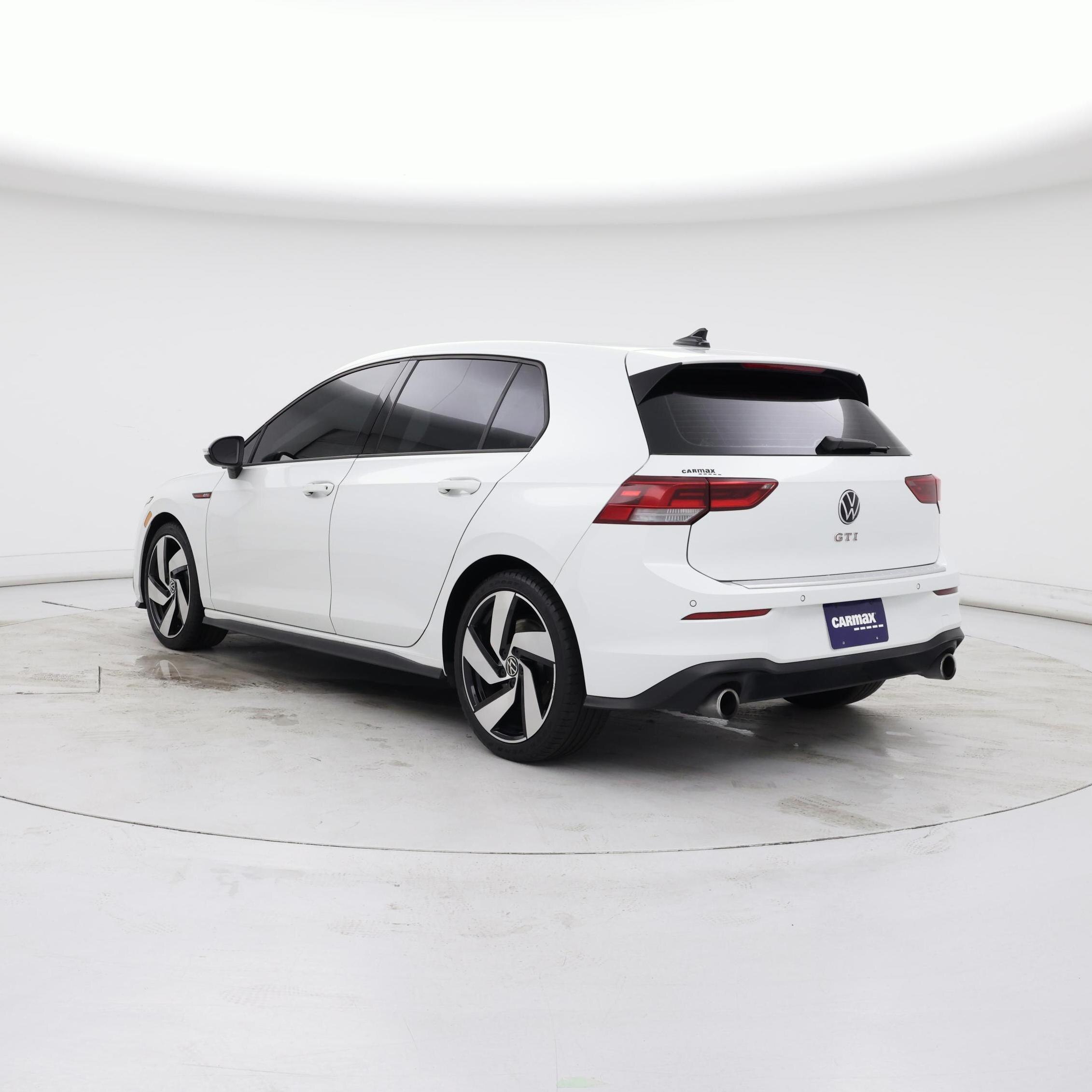Thumbnail: 2022 Volkswagen Golf - 2