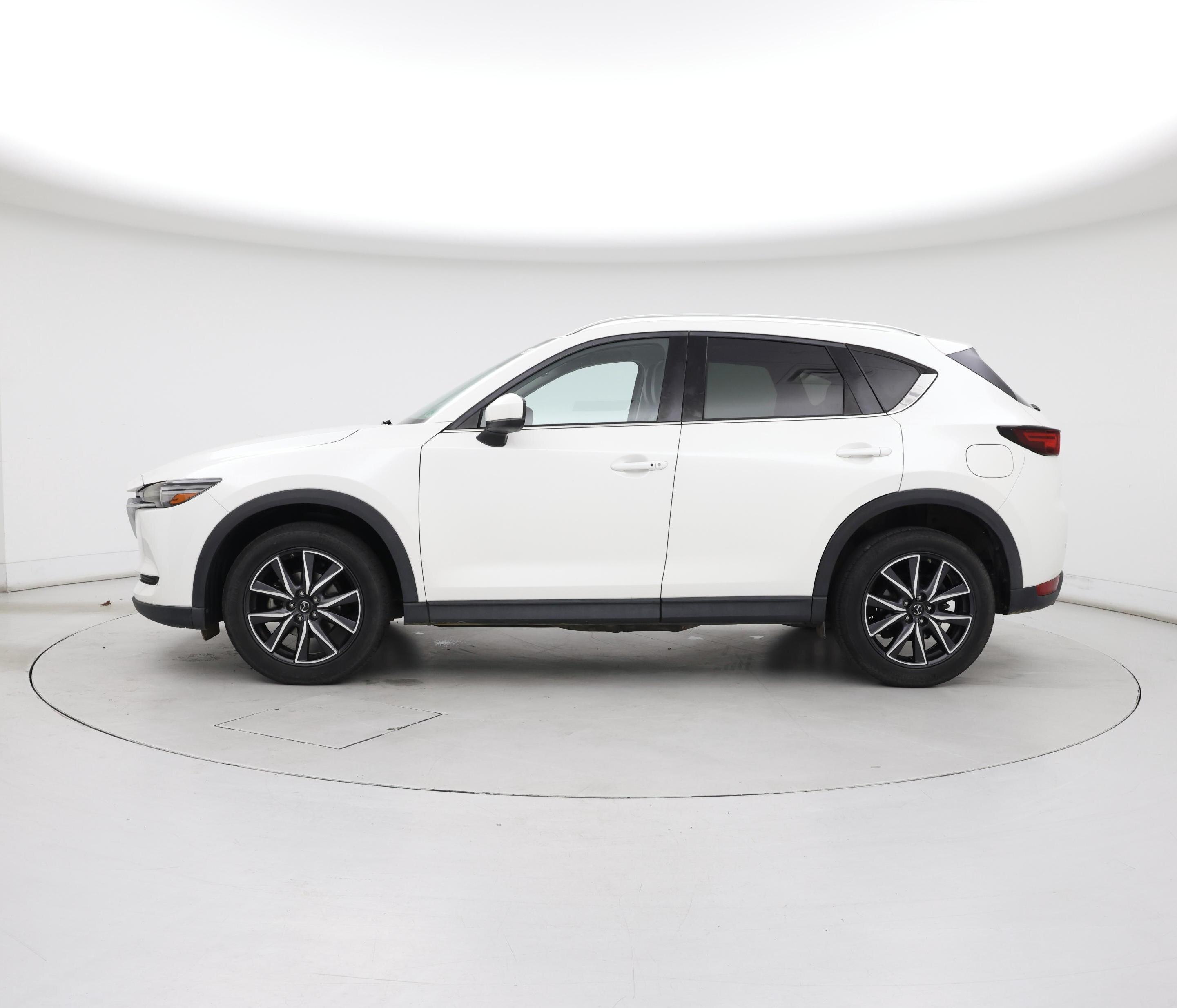 Thumbnail: 2017 Mazda CX-5 - 3