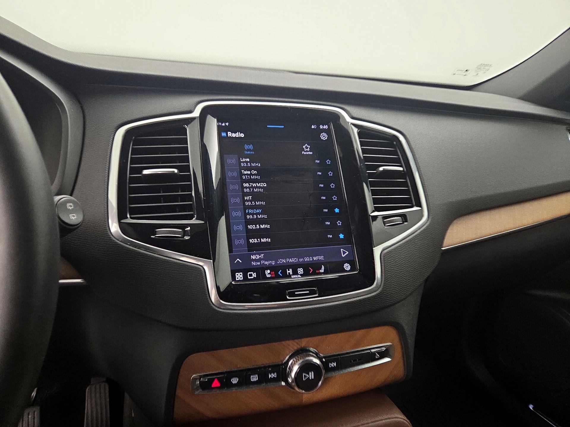 Thumbnail: 2023 Volvo XC90 - 16