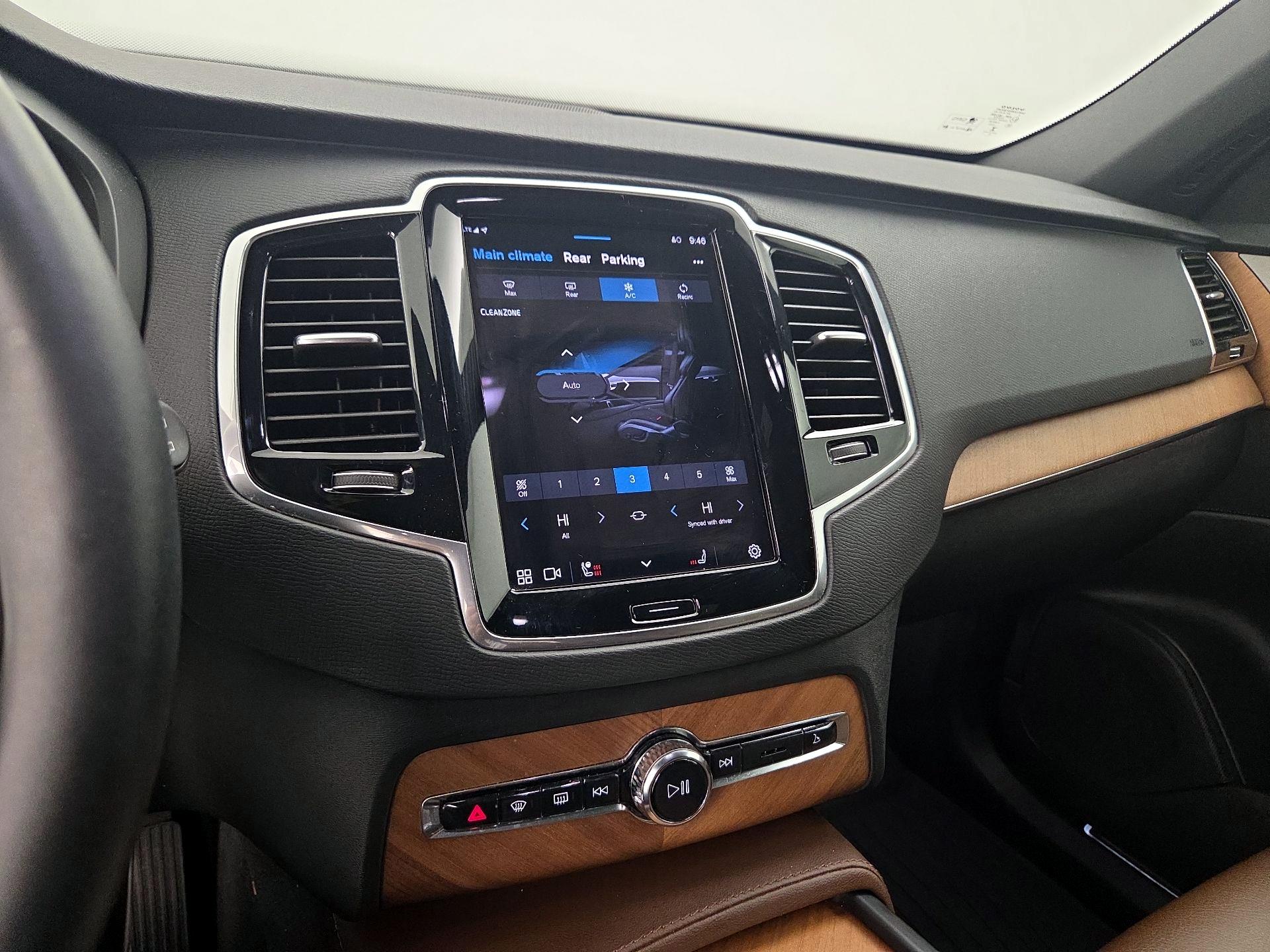 Thumbnail: 2023 Volvo XC90 - 17
