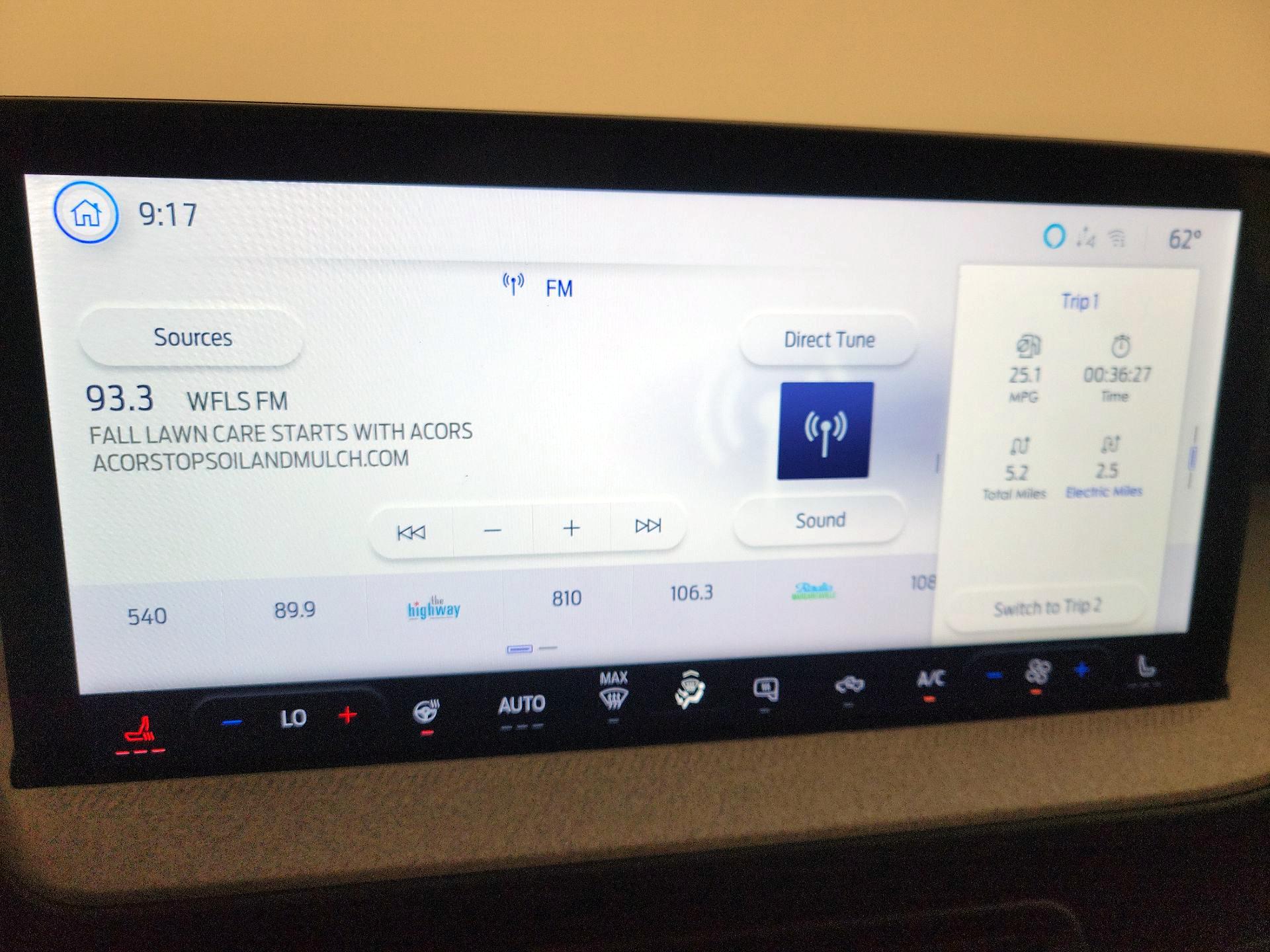 Thumbnail: 2025 Ford Maverick - 15