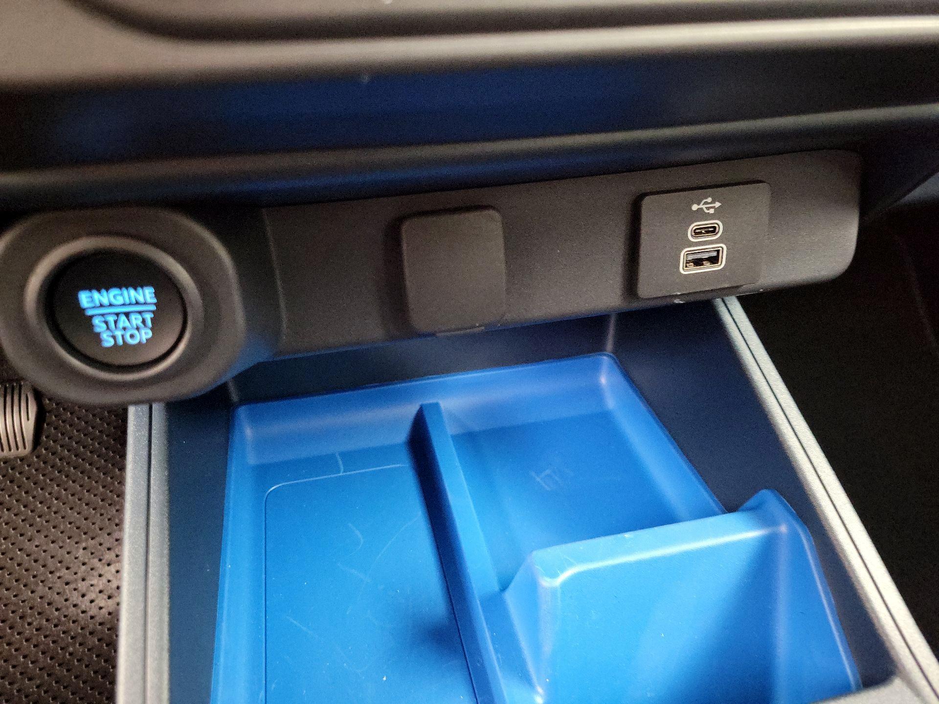 Thumbnail: 2025 Ford Maverick - 18