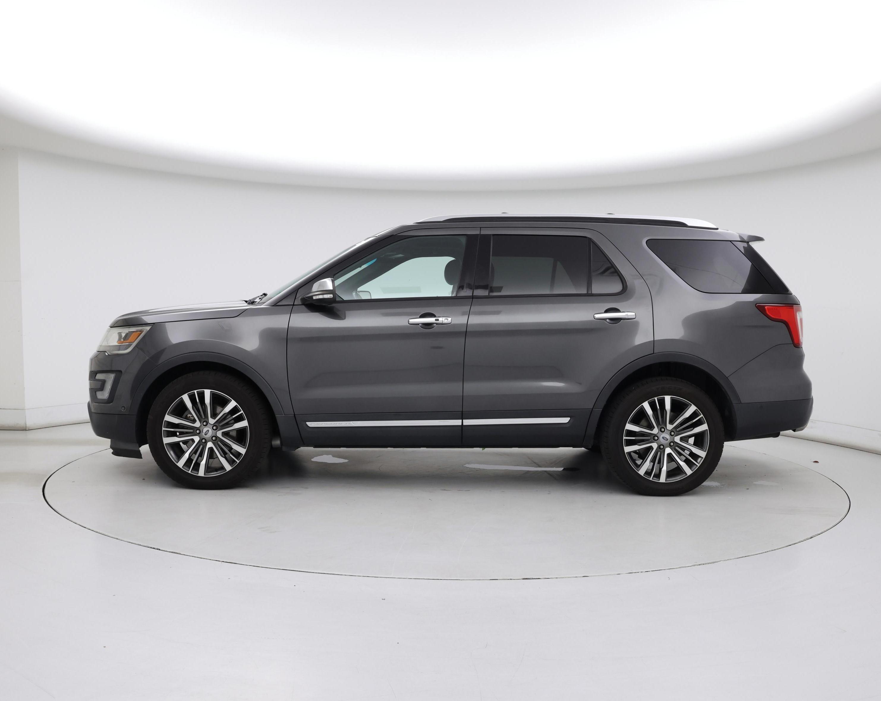 Thumbnail: 2016 Ford Explorer - 3