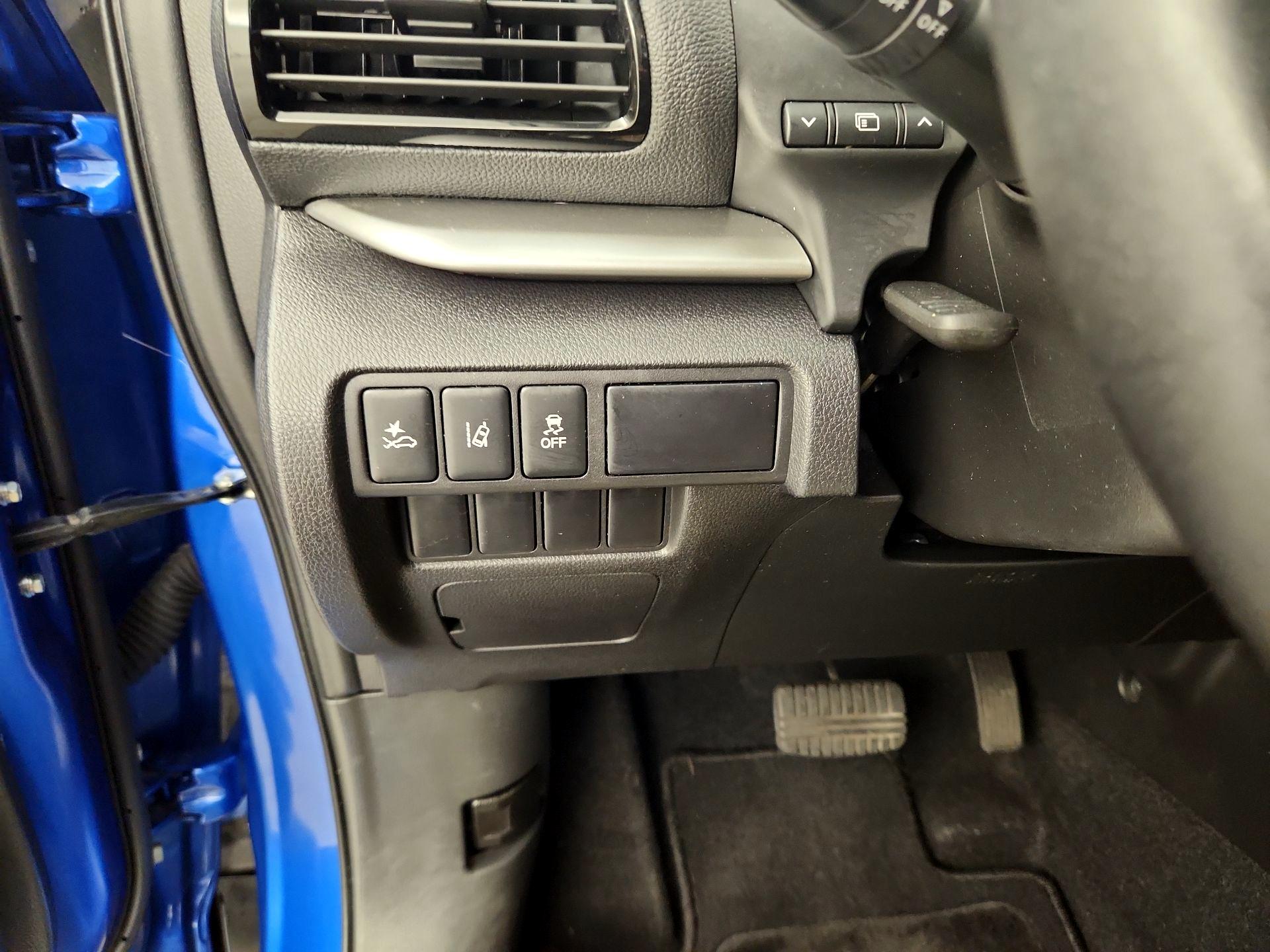 Thumbnail: 2022 Mitsubishi Eclipse Cross - 13