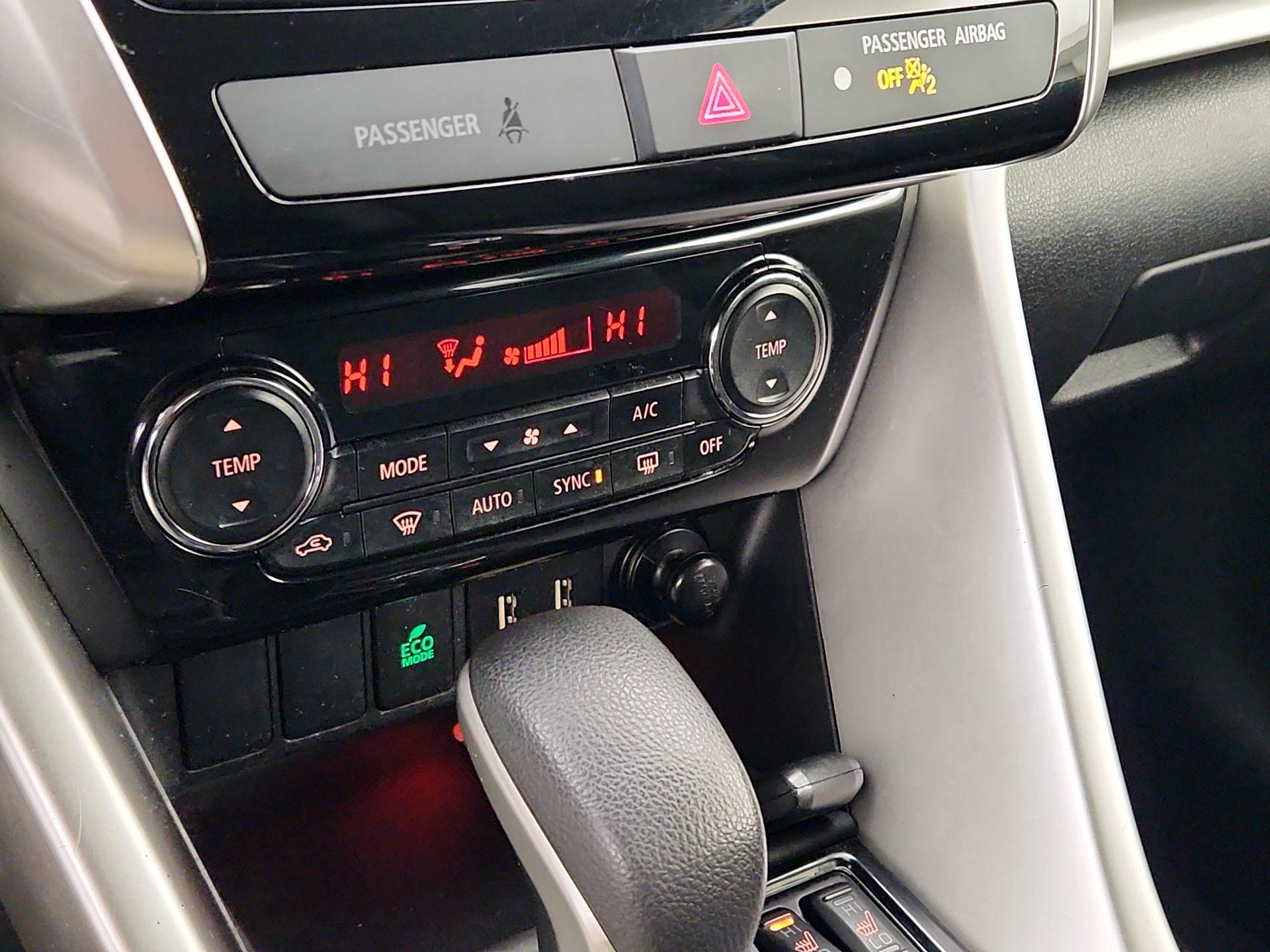 Thumbnail: 2022 Mitsubishi Eclipse Cross - 17