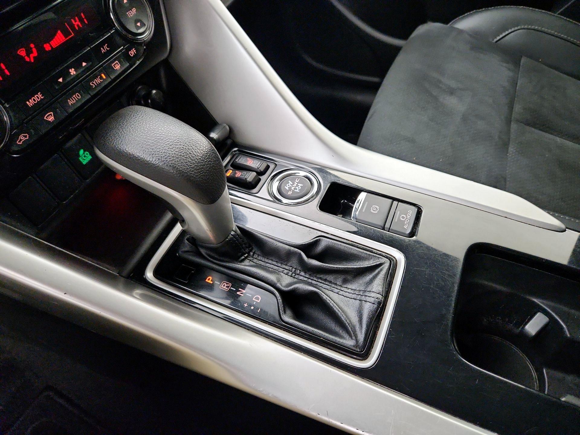 Thumbnail: 2022 Mitsubishi Eclipse Cross - 18