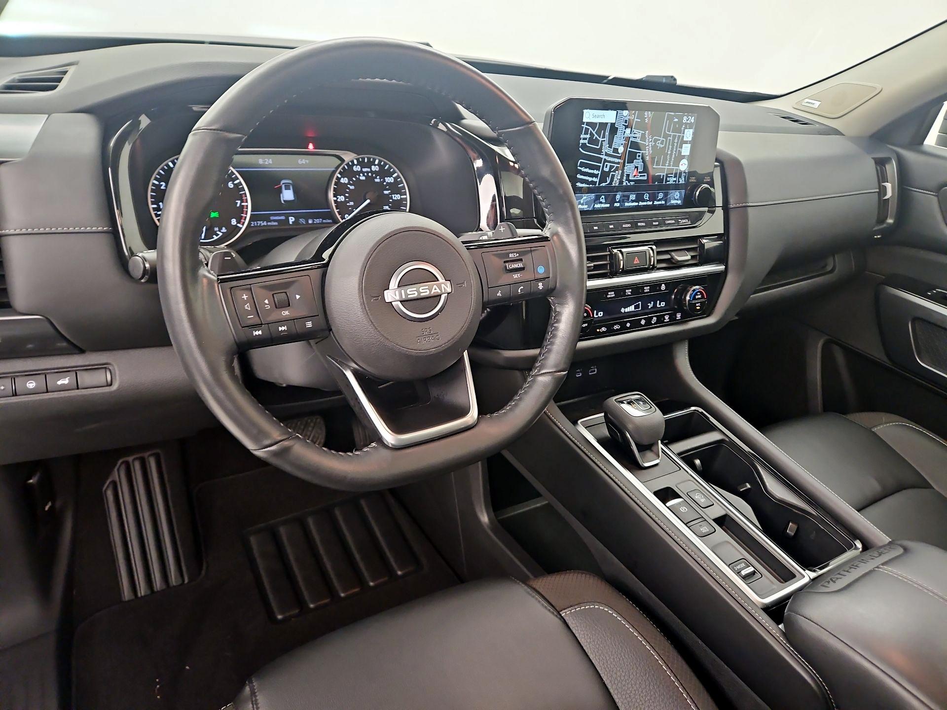 Thumbnail: 2023 Nissan Pathfinder - 9