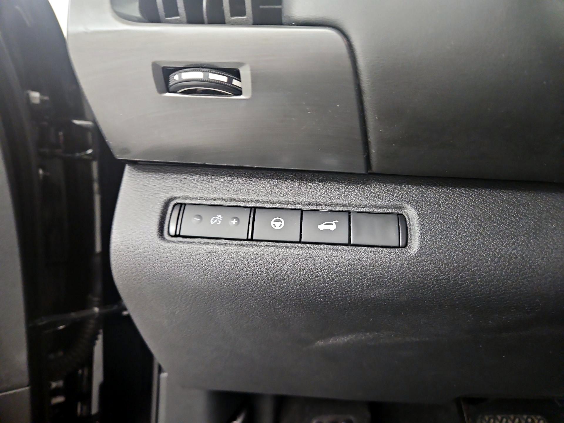 Thumbnail: 2023 Nissan Pathfinder - 13