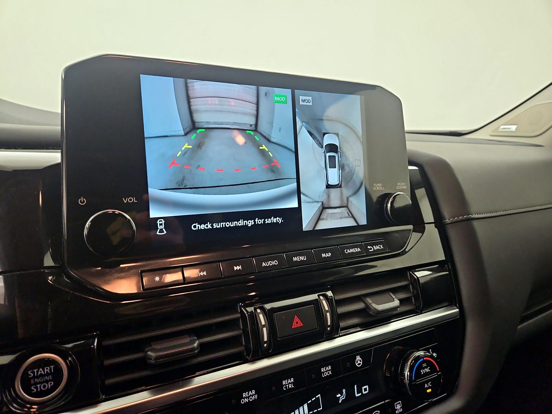 Thumbnail: 2023 Nissan Pathfinder - 15