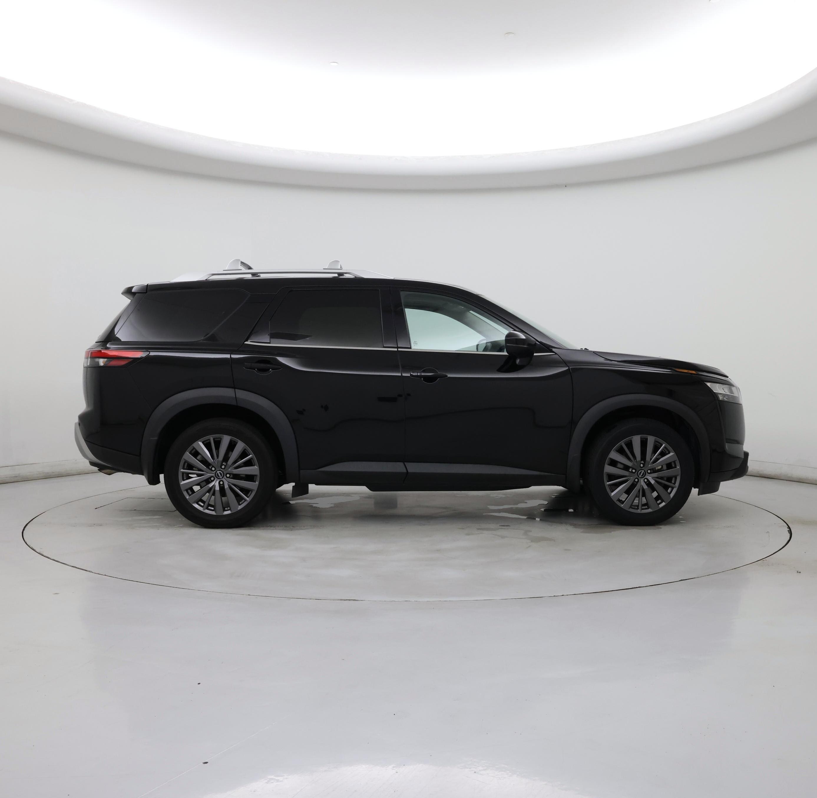 Thumbnail: 2023 Nissan Pathfinder - 7