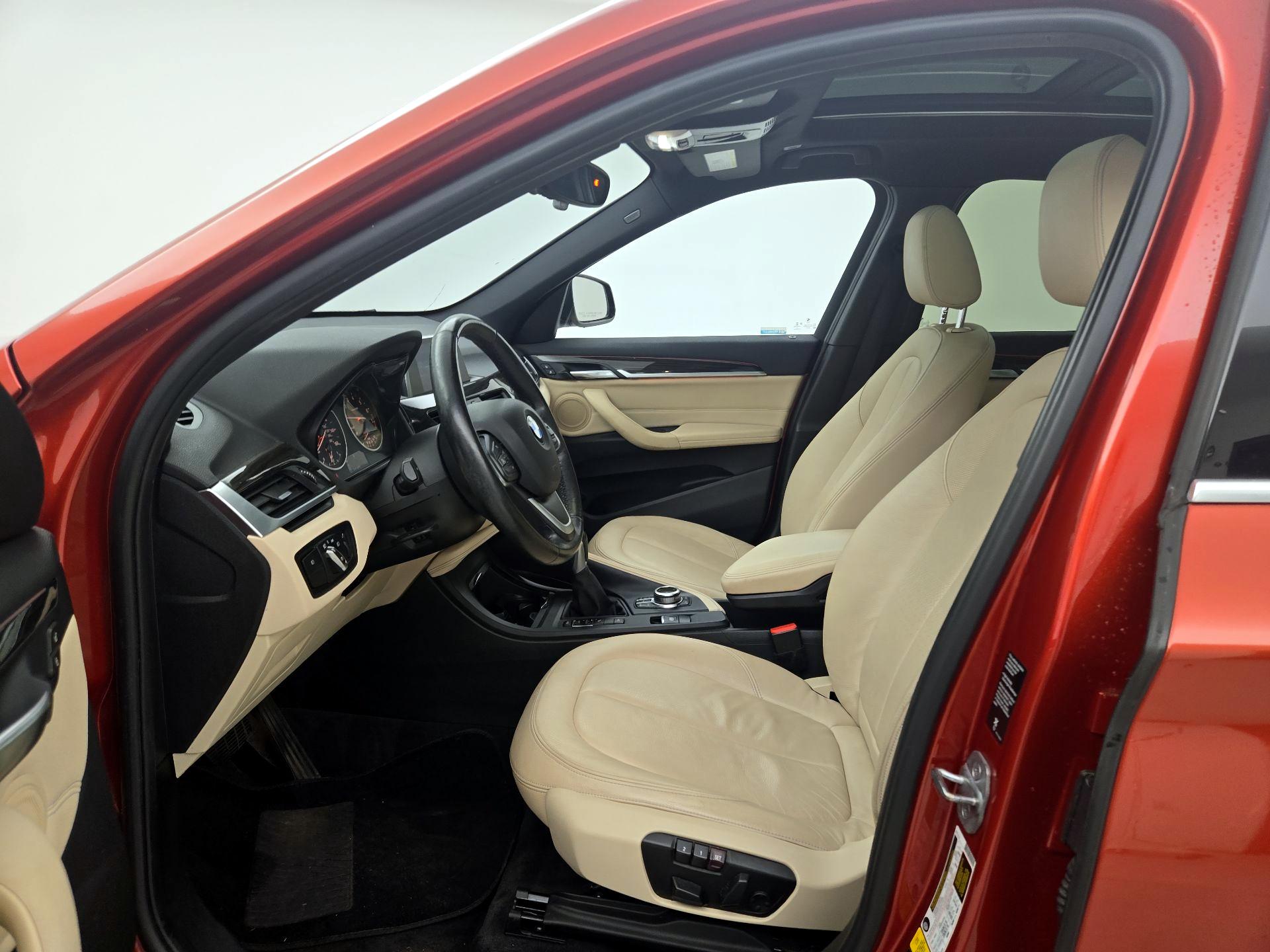 Thumbnail: 2018 BMW X1 - 11