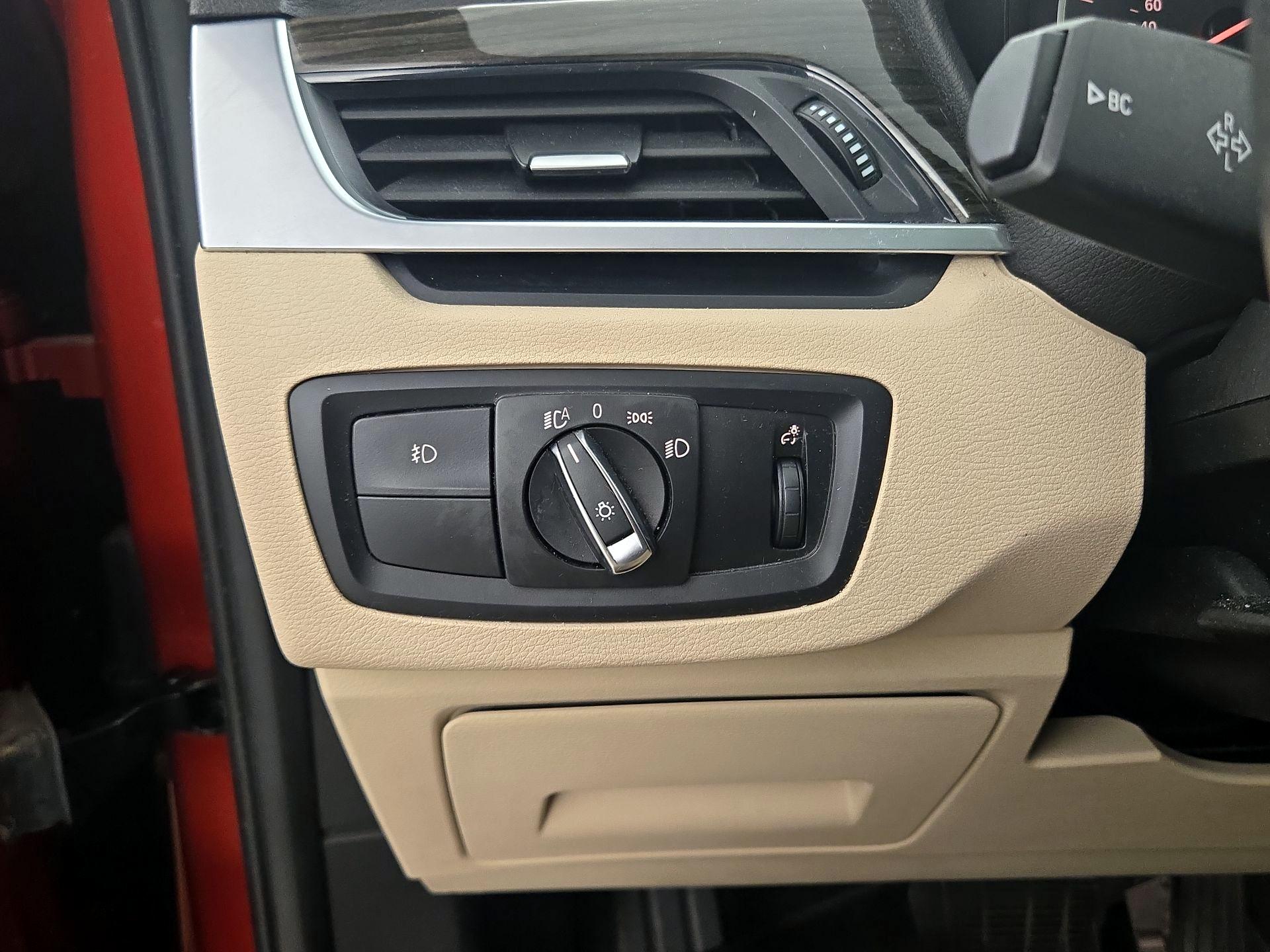 Thumbnail: 2018 BMW X1 - 13