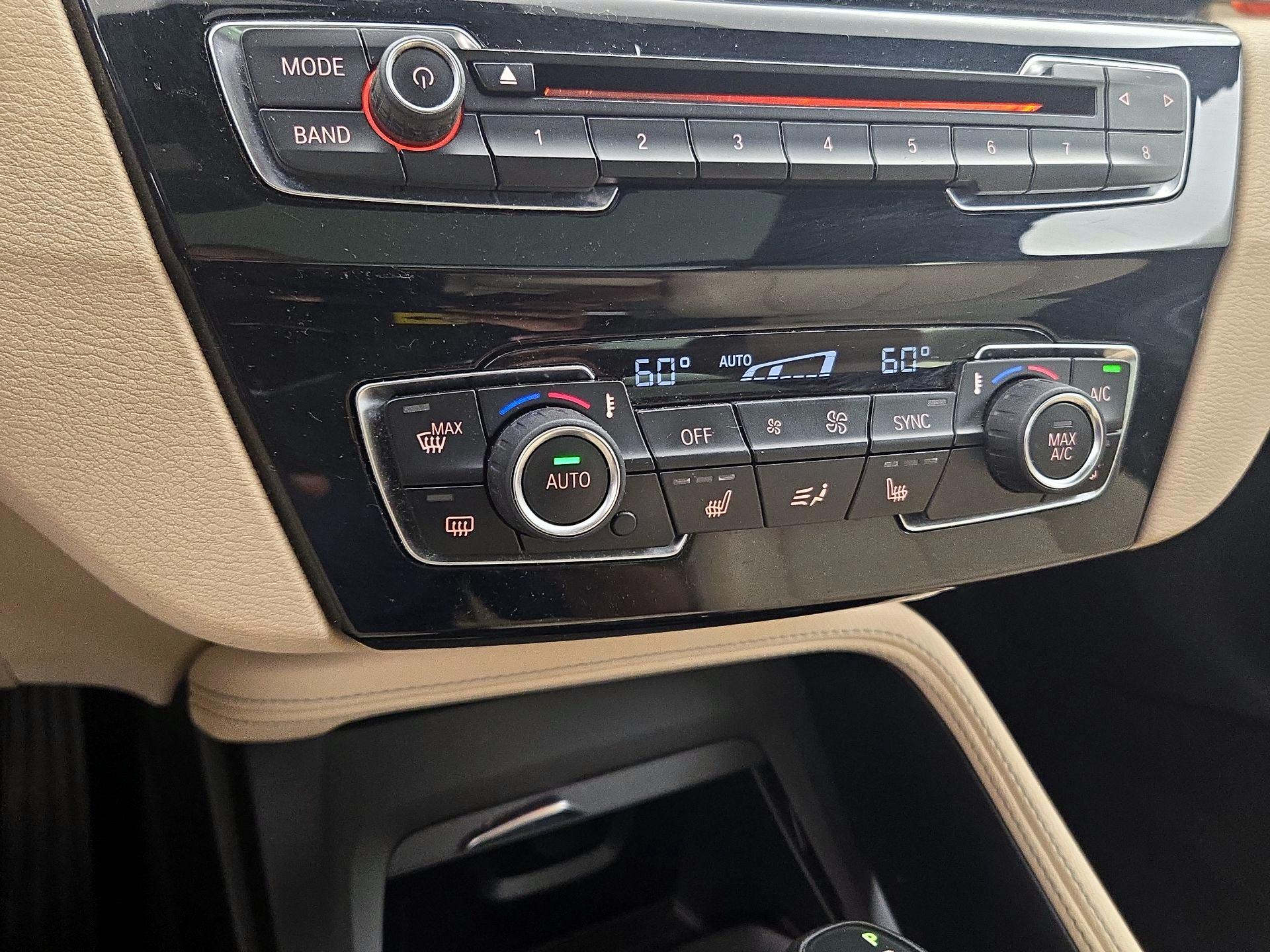 Thumbnail: 2018 BMW X1 - 17