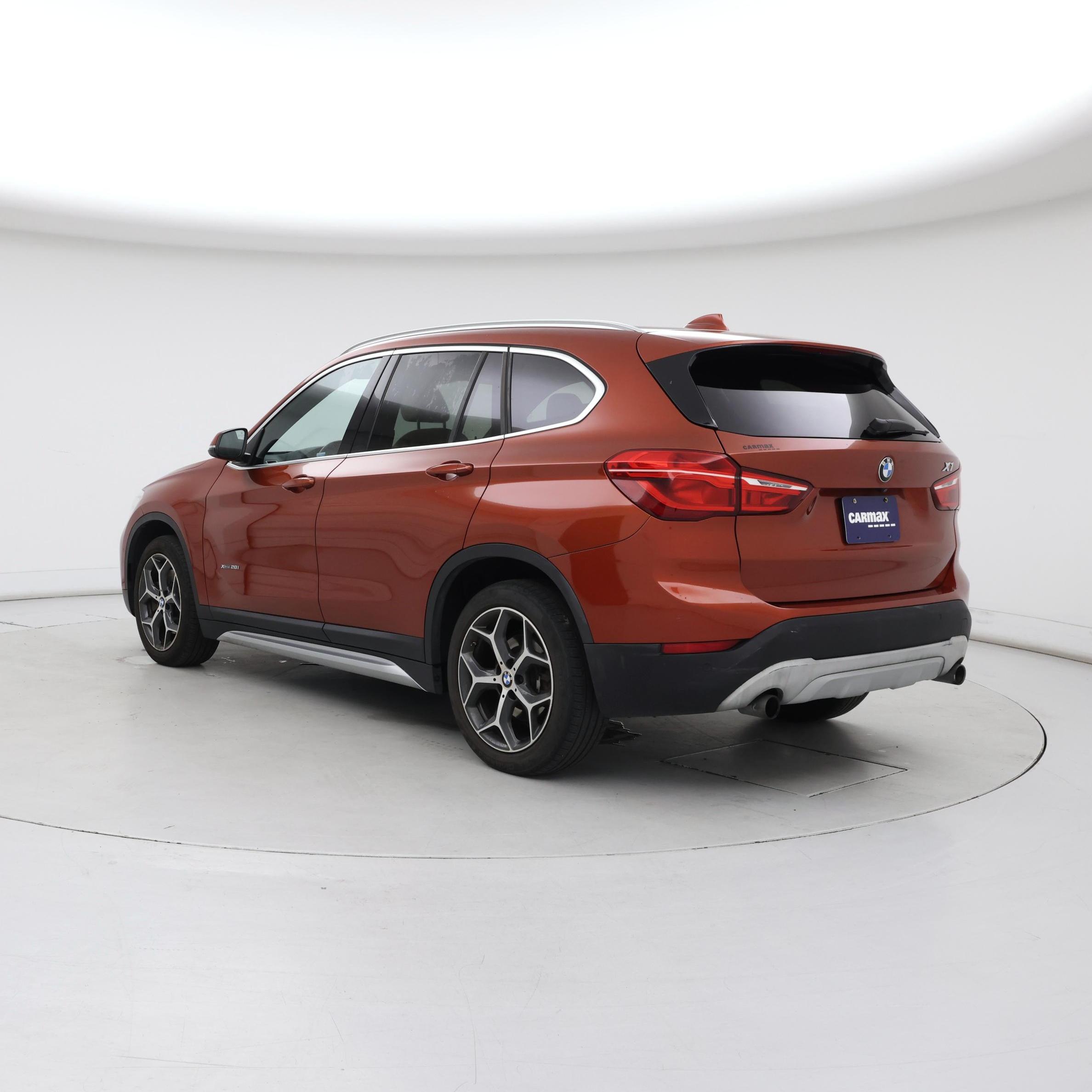 Thumbnail: 2018 BMW X1 - 2