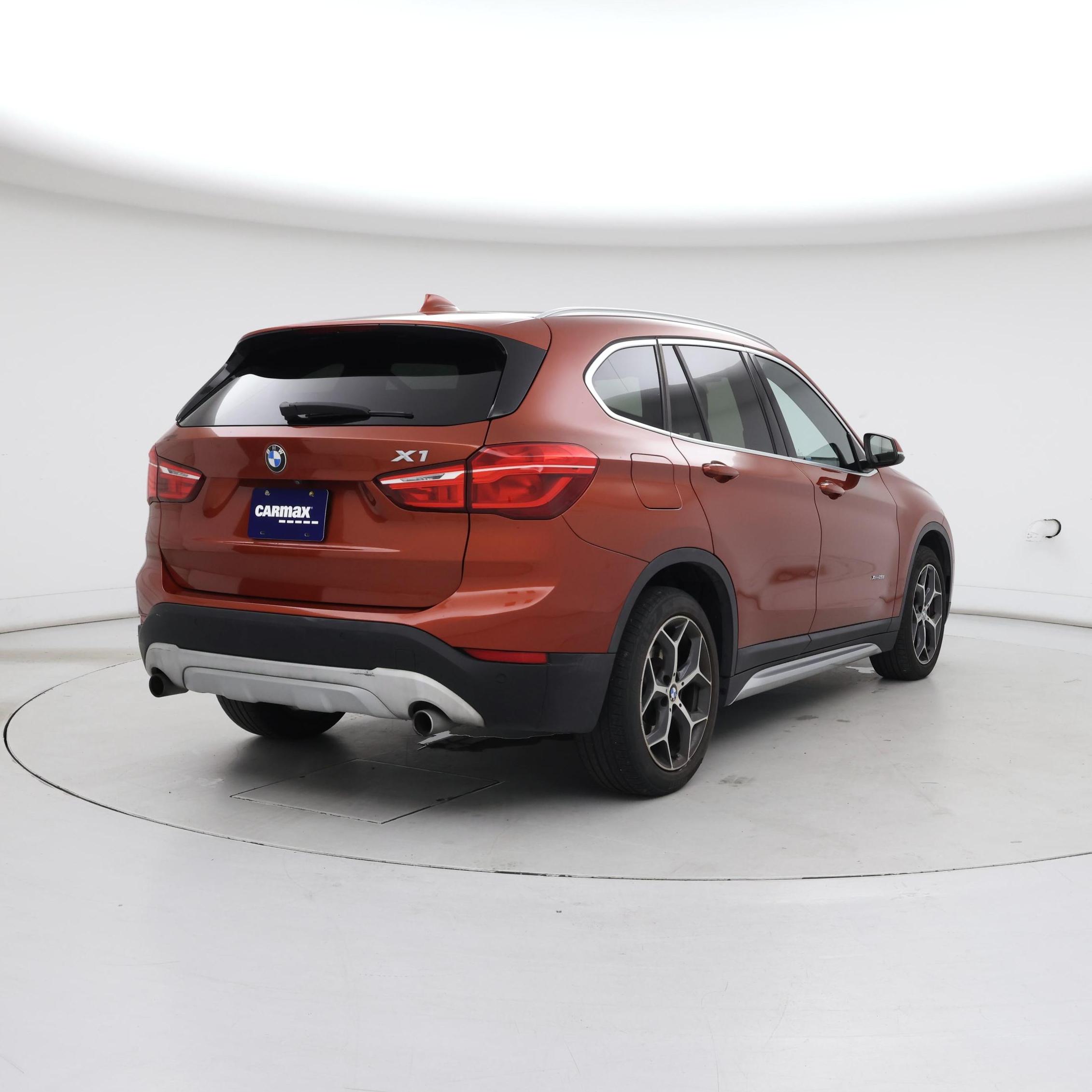 Thumbnail: 2018 BMW X1 - 8