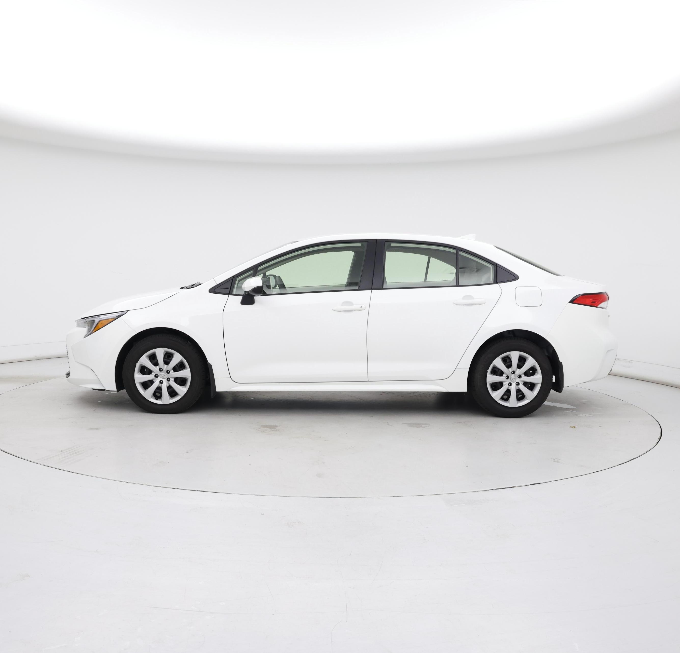 Thumbnail: 2023 Toyota Corolla - 3
