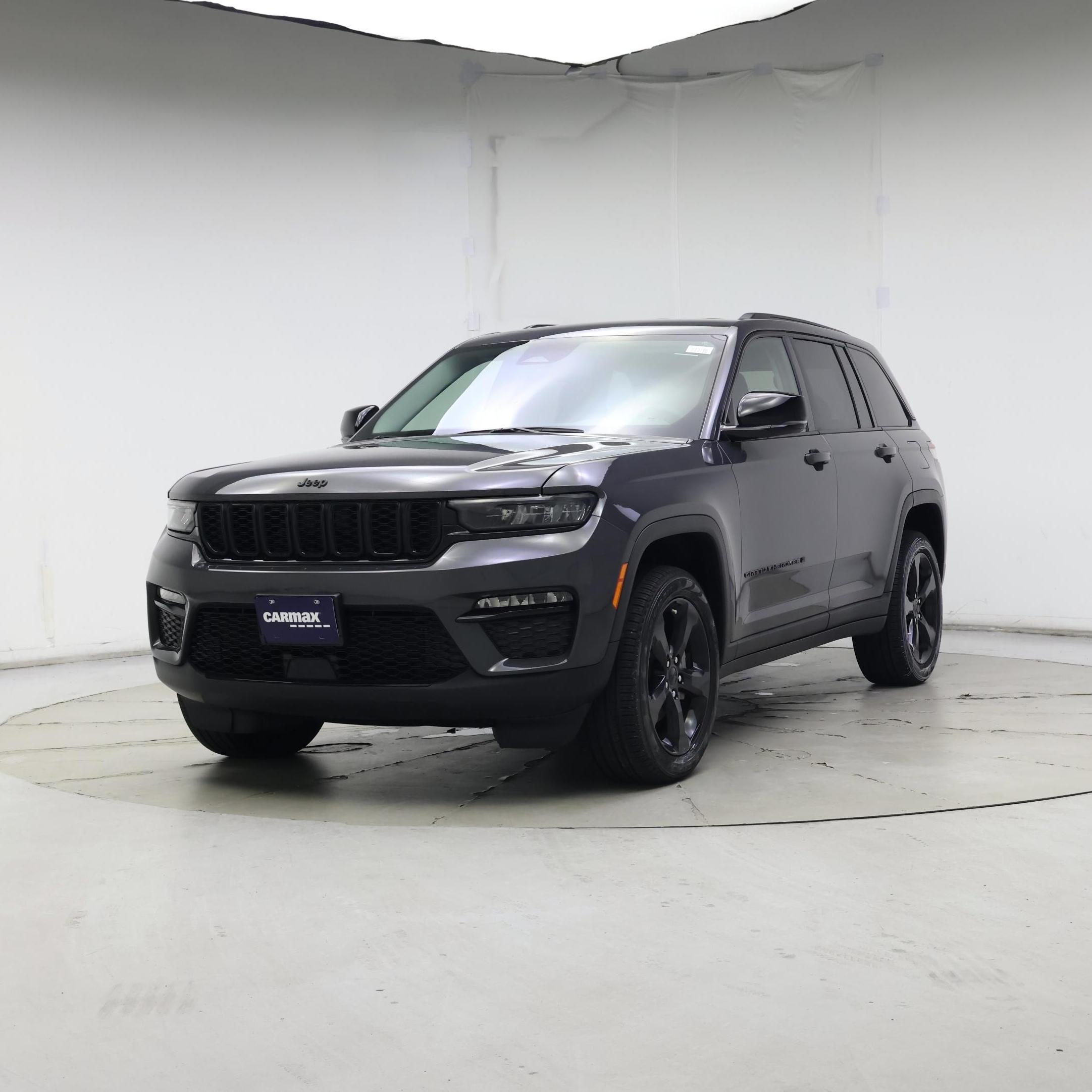 Thumbnail: 2023 Jeep Grand Cherokee - 4