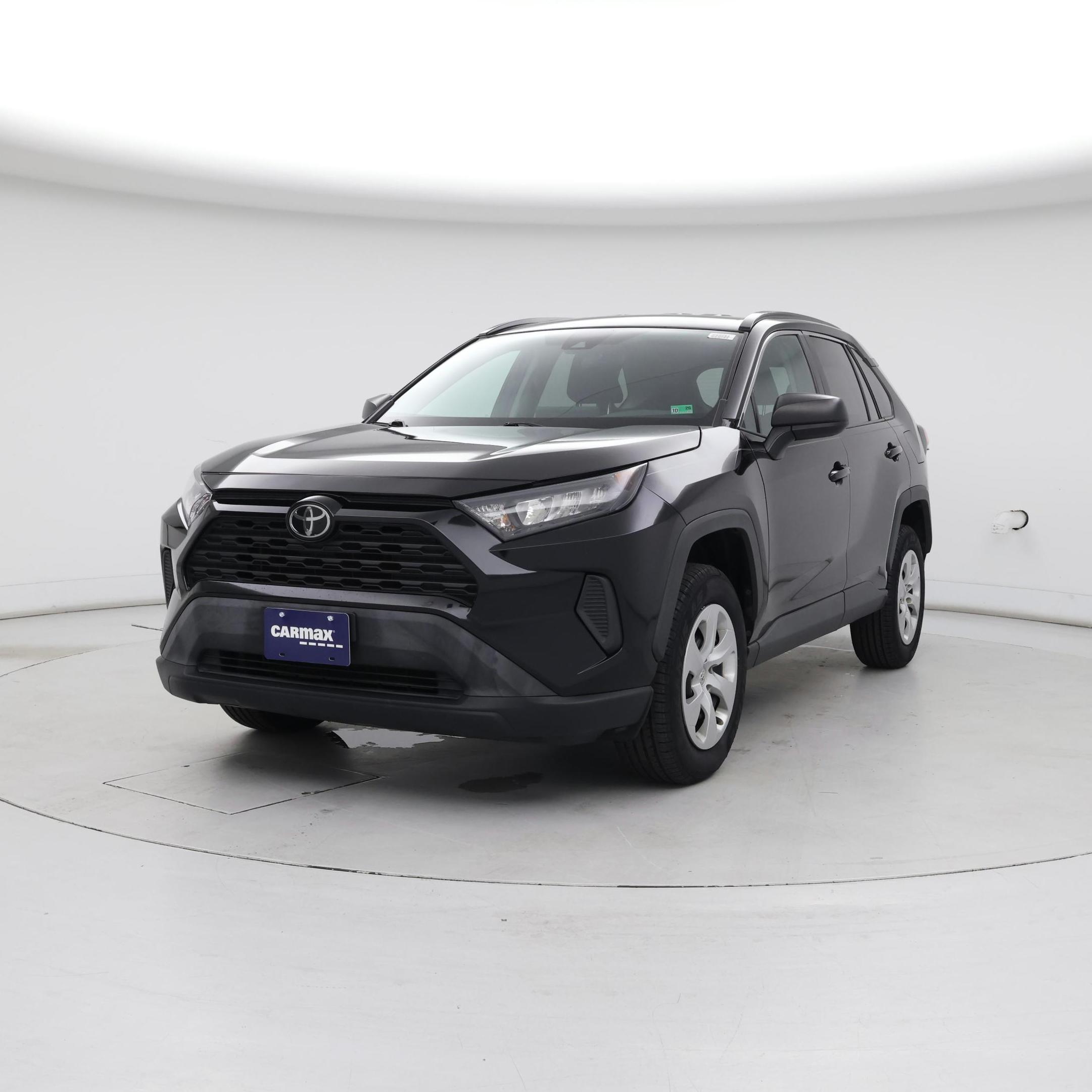 Thumbnail: 2021 Toyota RAV4 - 4