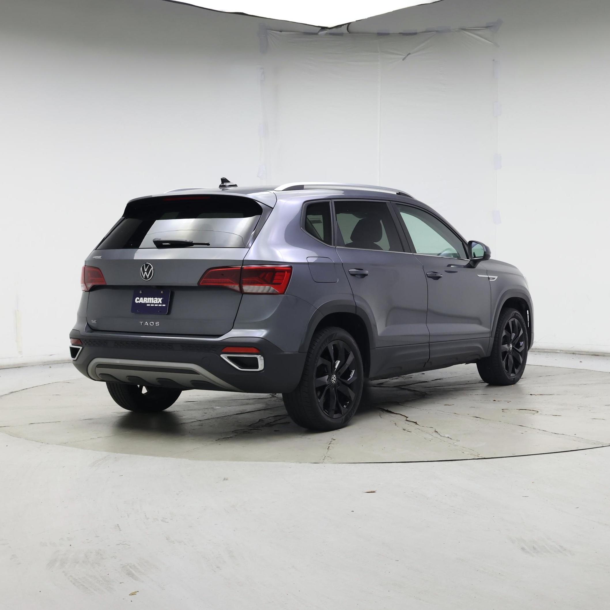 Thumbnail: 2022 Volkswagen Taos - 8