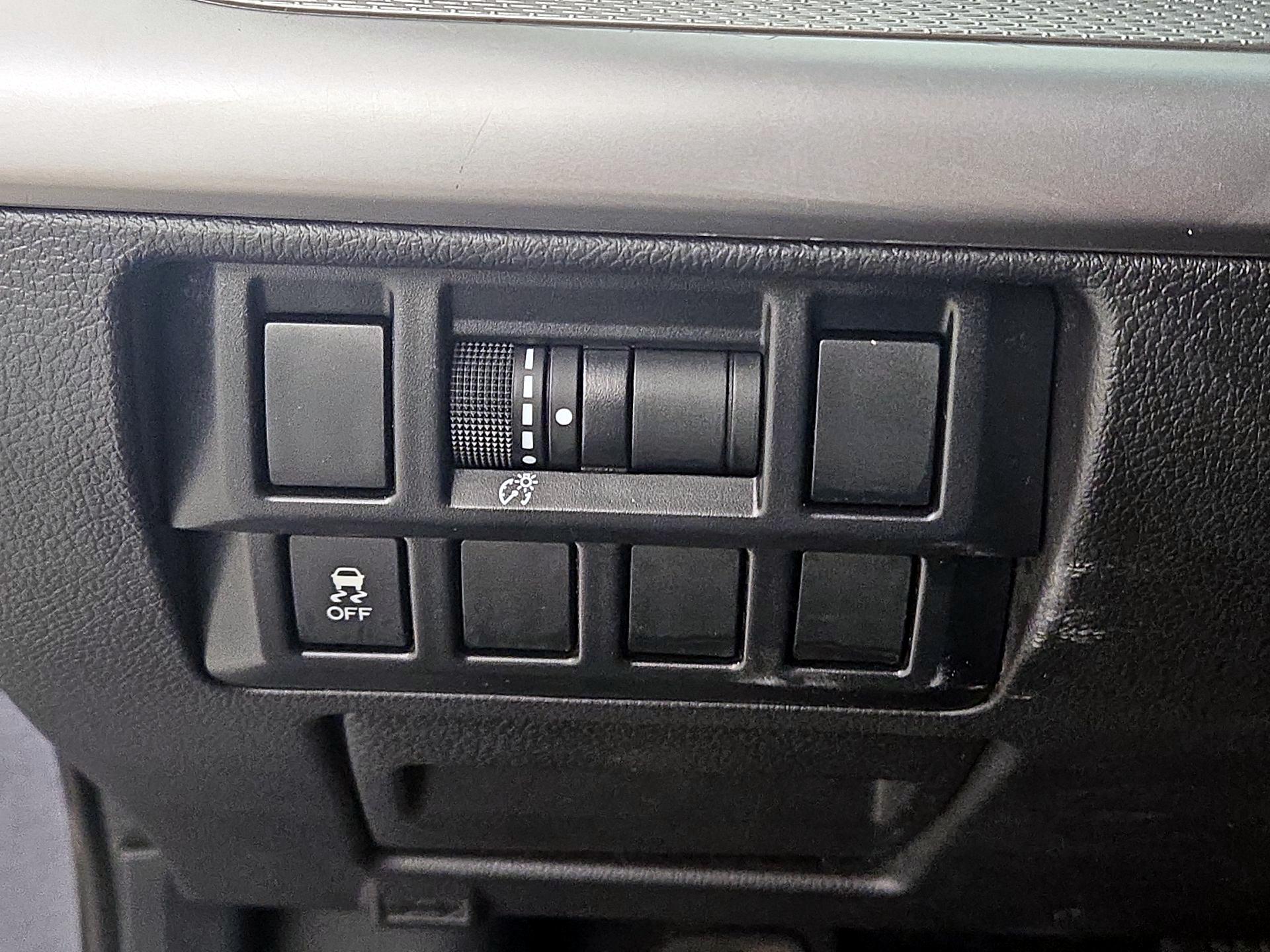 Thumbnail: 2016 Subaru Outback - 13