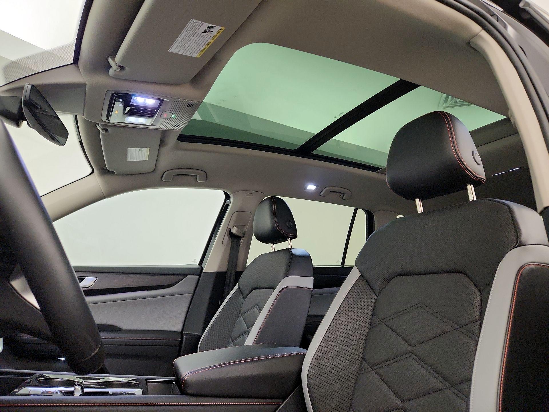 Thumbnail: 2024 Volkswagen Atlas - 20
