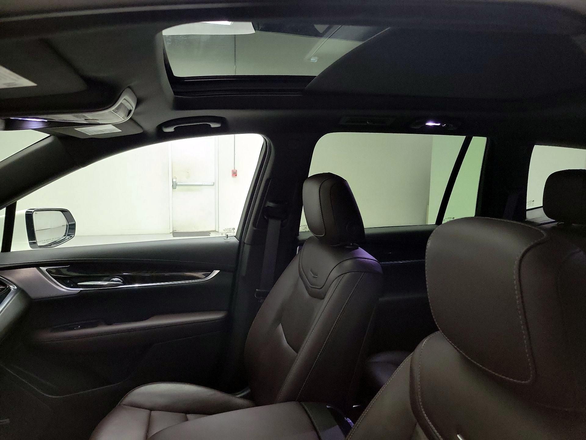 Thumbnail: 2024 Cadillac XT6 - 20