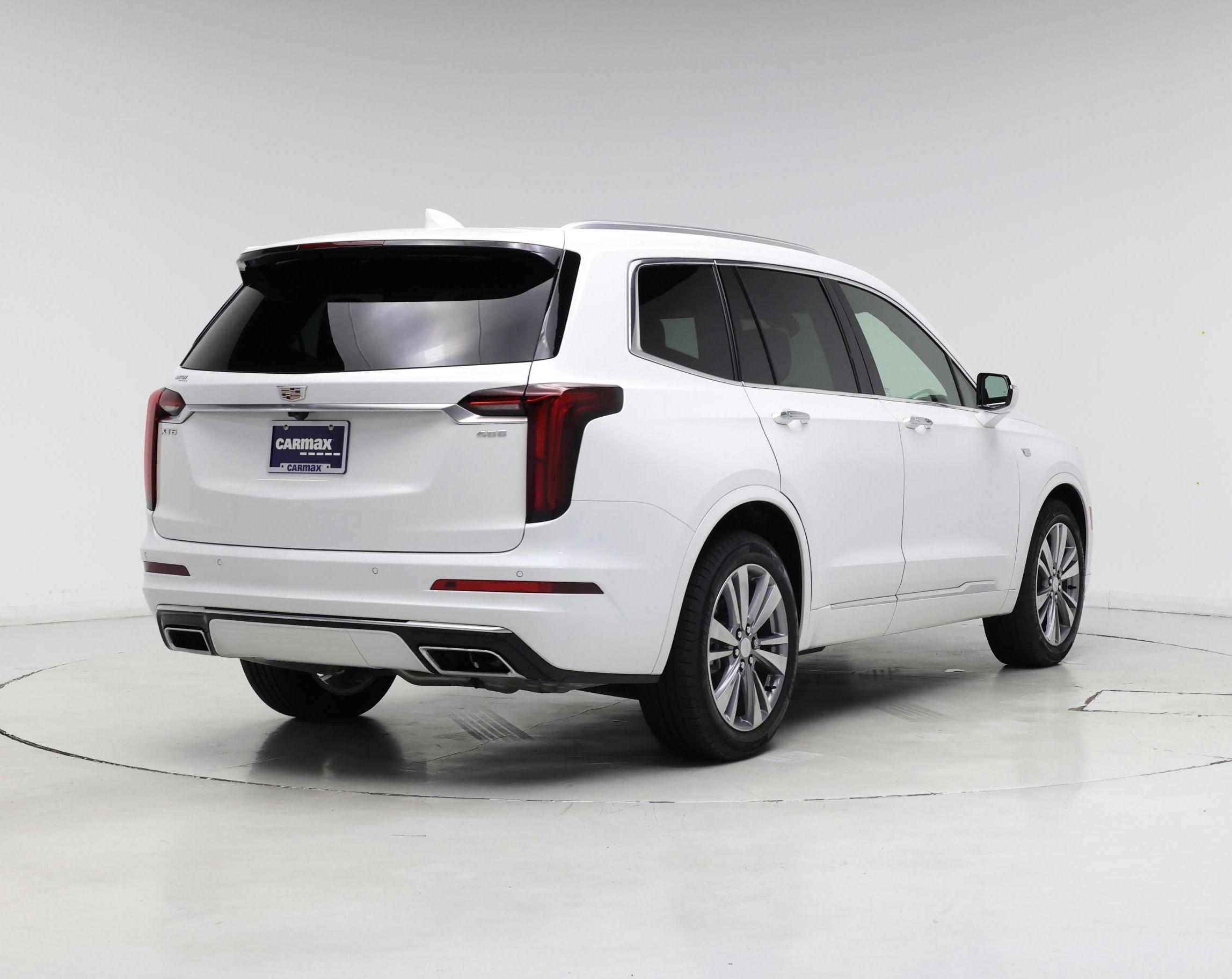 Thumbnail: 2024 Cadillac XT6 - 8