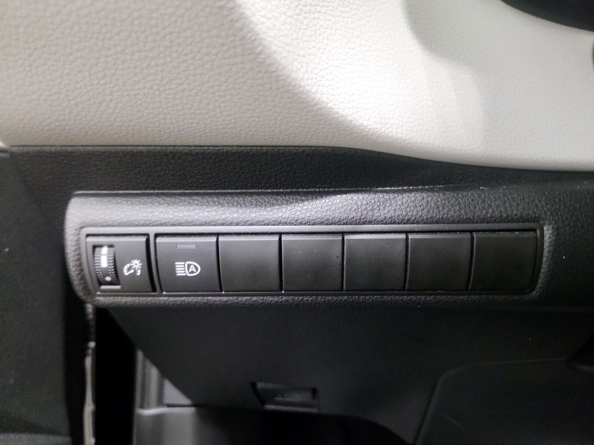 Thumbnail: 2022 Toyota Corolla - 13