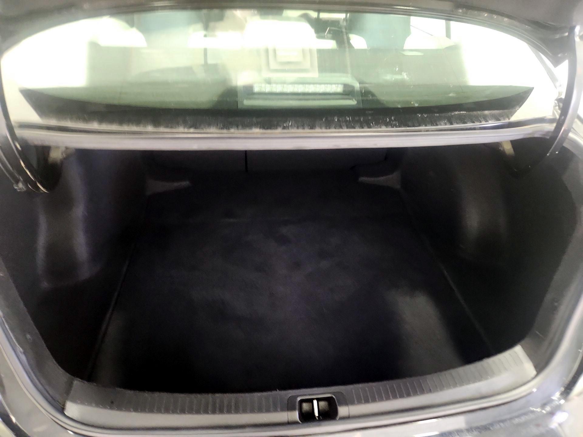 Thumbnail: 2022 Toyota Corolla - 19