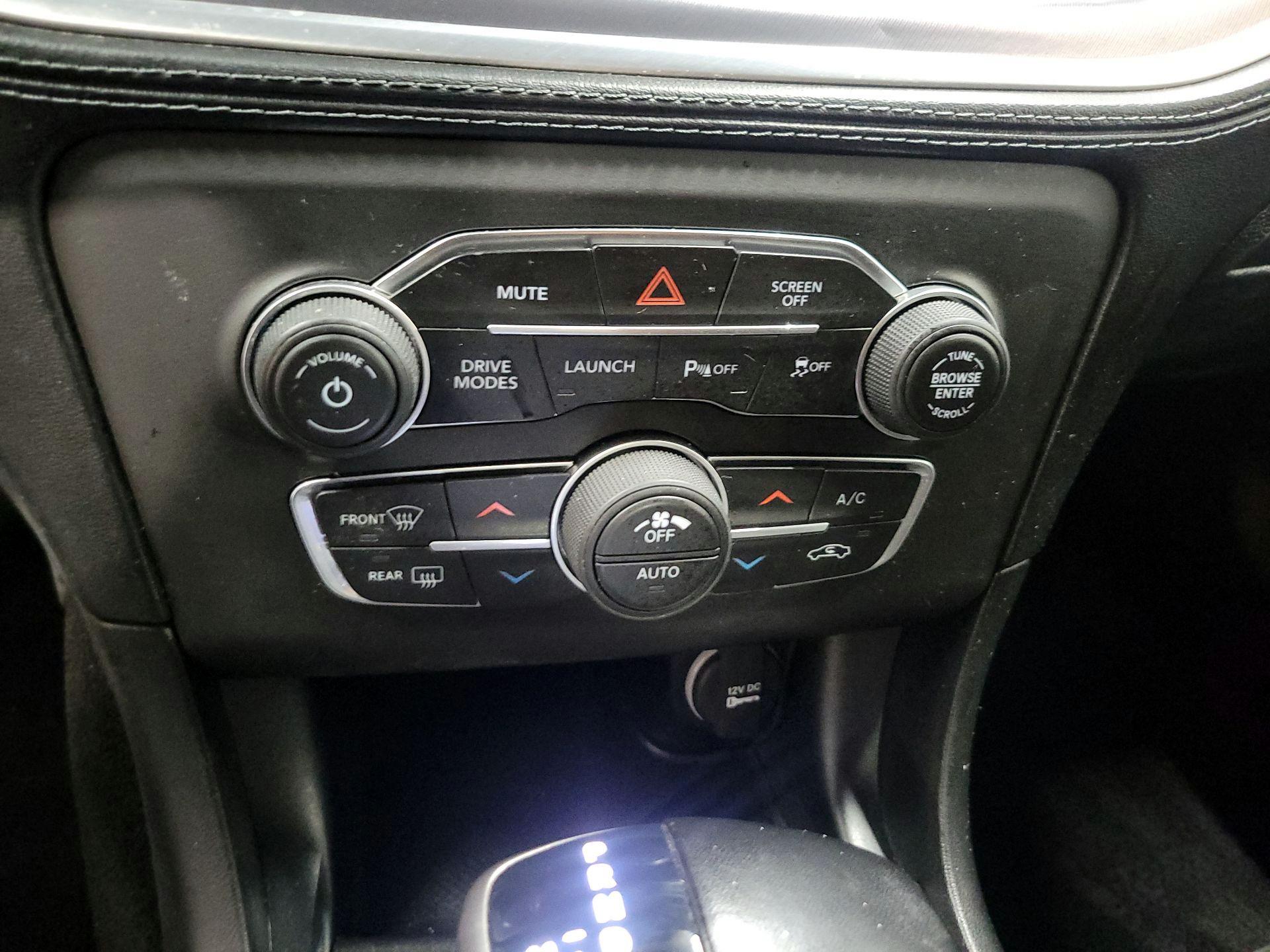 Thumbnail: 2021 Dodge Charger - 16