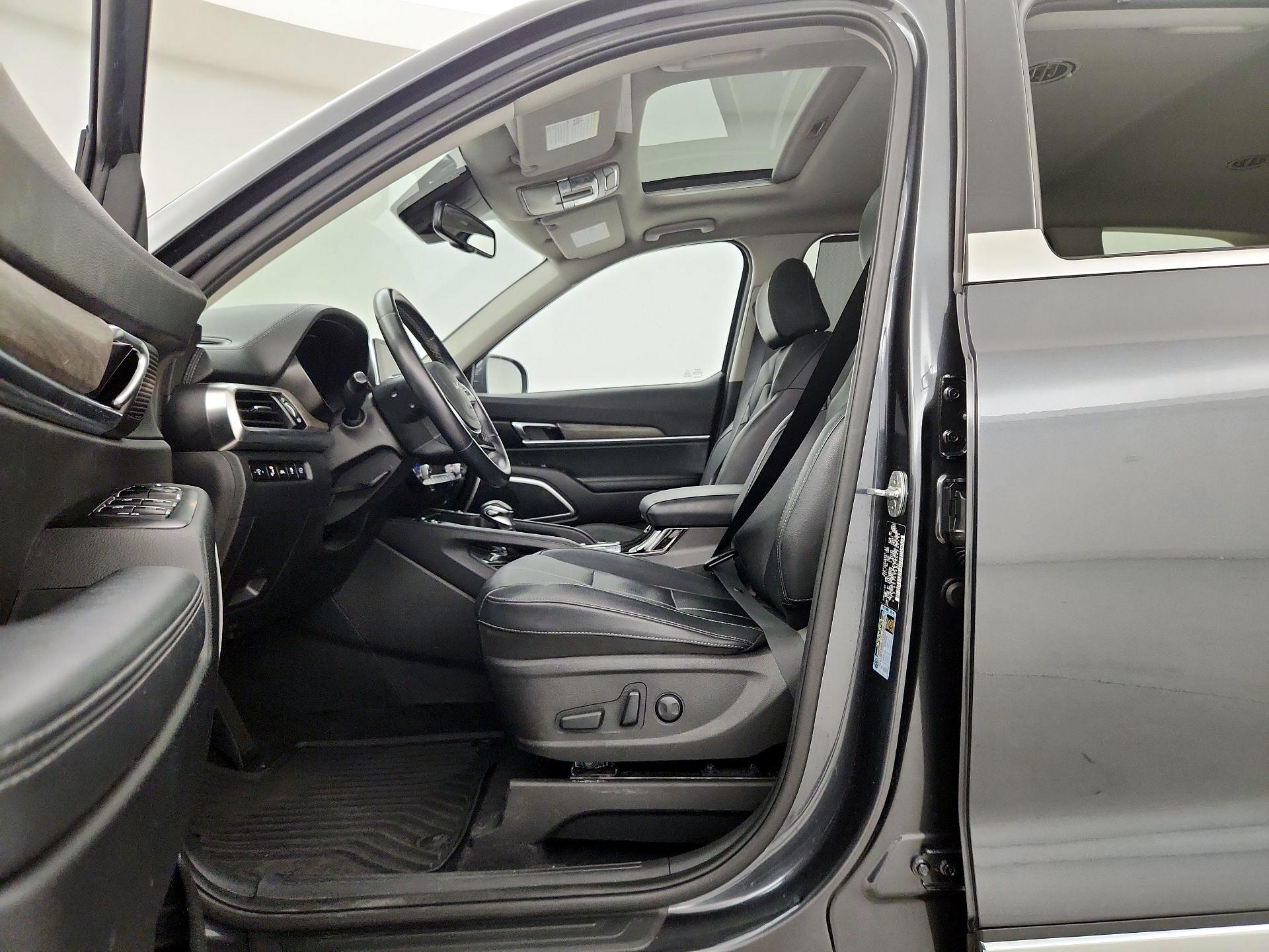 Thumbnail: 2022 Kia Telluride - 11