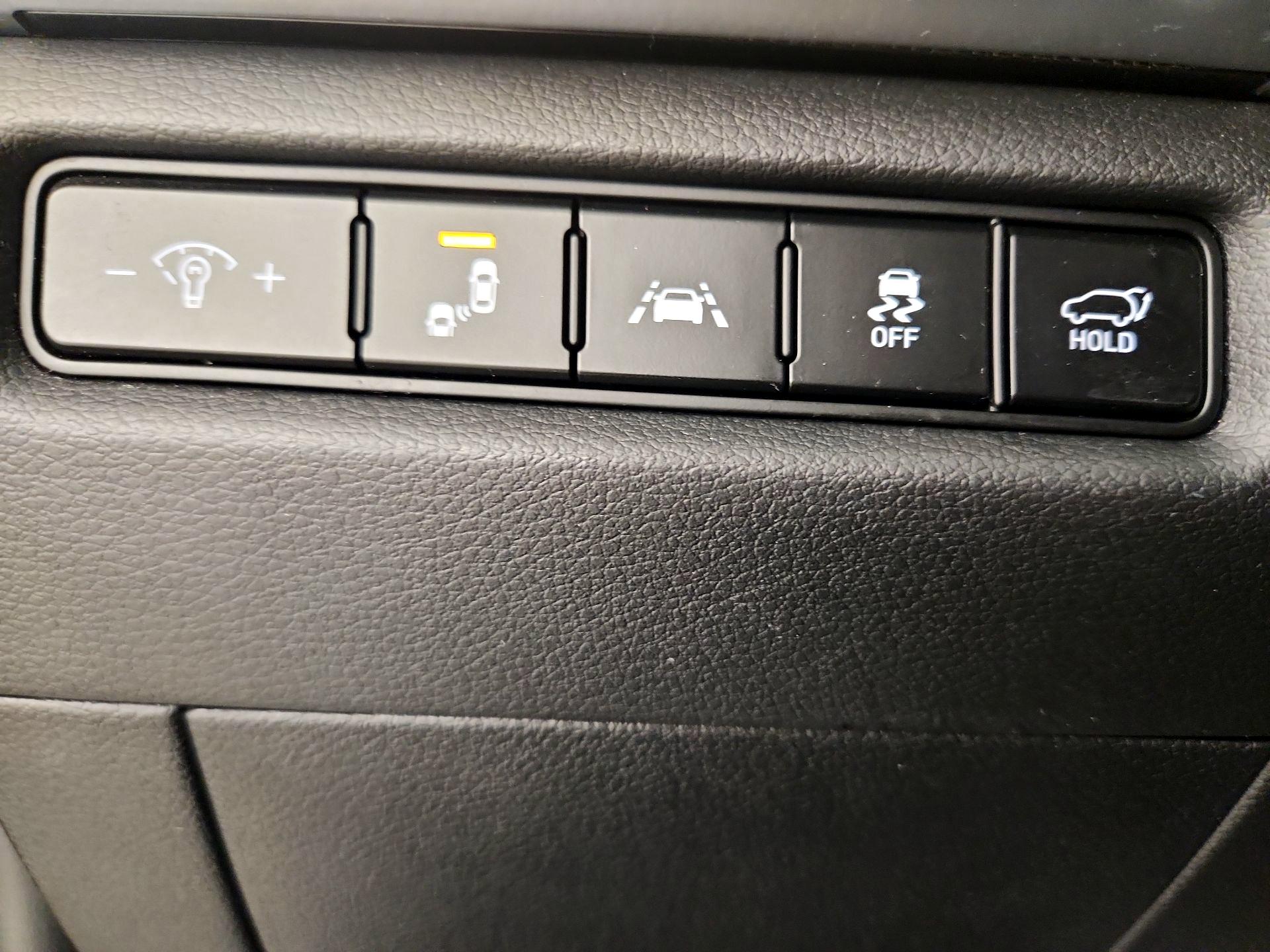 Thumbnail: 2022 Kia Telluride - 13