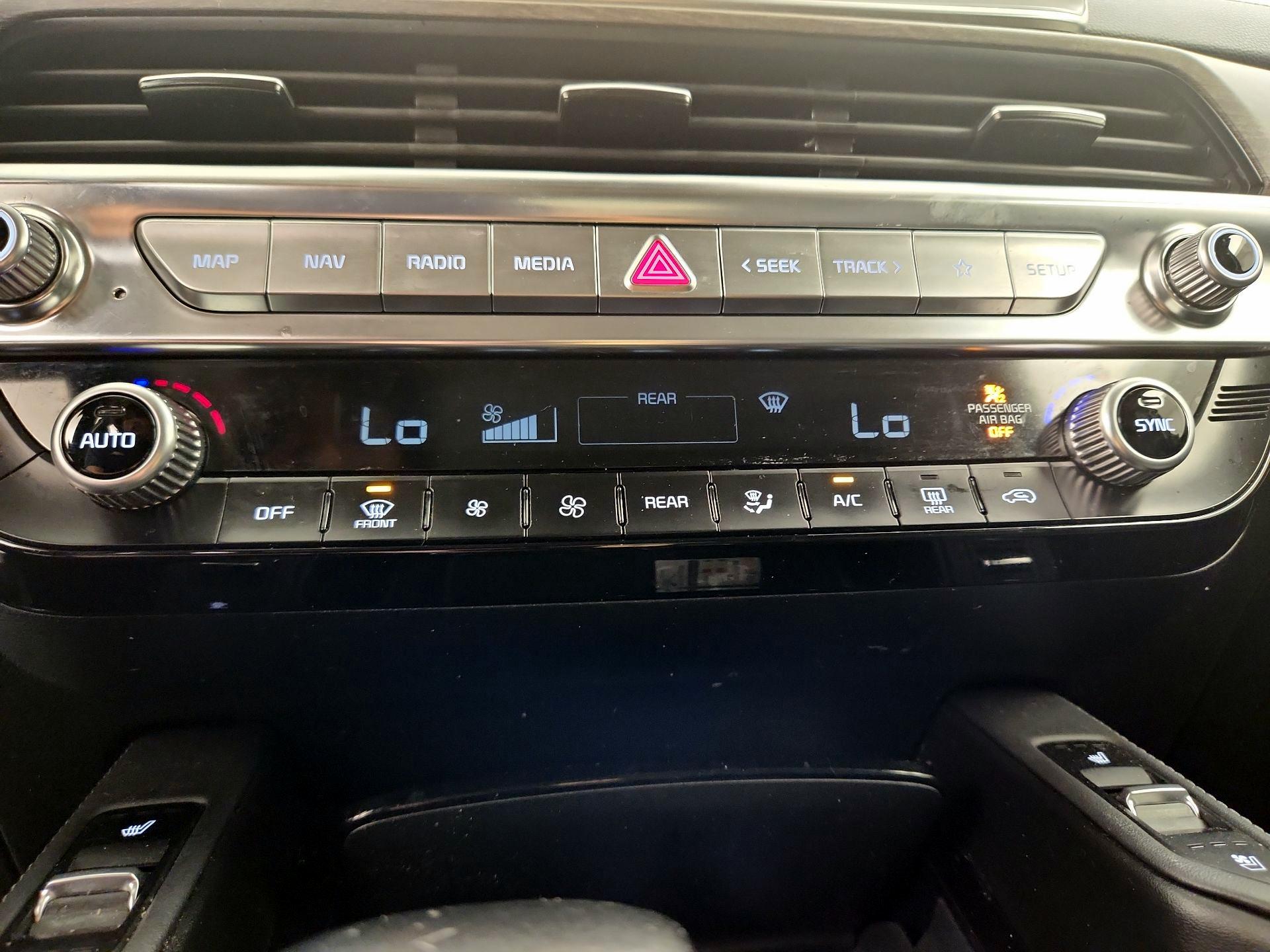 Thumbnail: 2022 Kia Telluride - 17