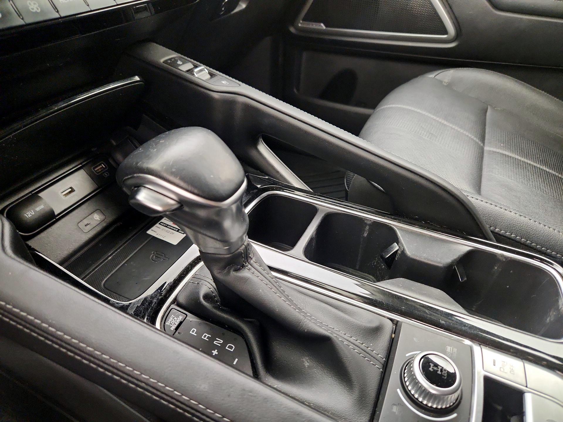 Thumbnail: 2022 Kia Telluride - 18