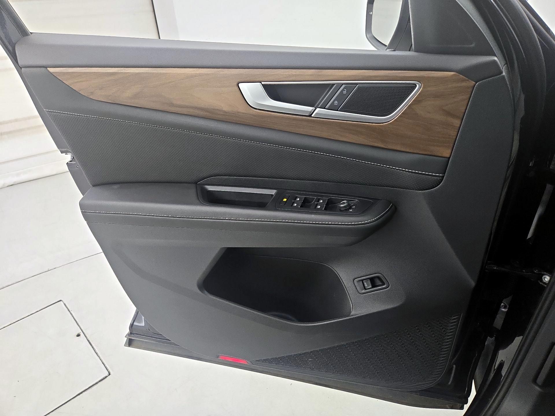 Thumbnail: 2025 Volkswagen Atlas - 12